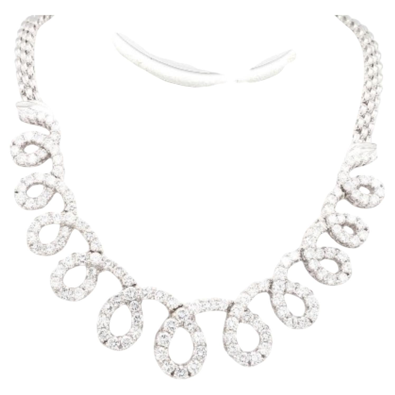 Collier Swirl Design/One avec 9.00ctw Round Brilliant Diamonds