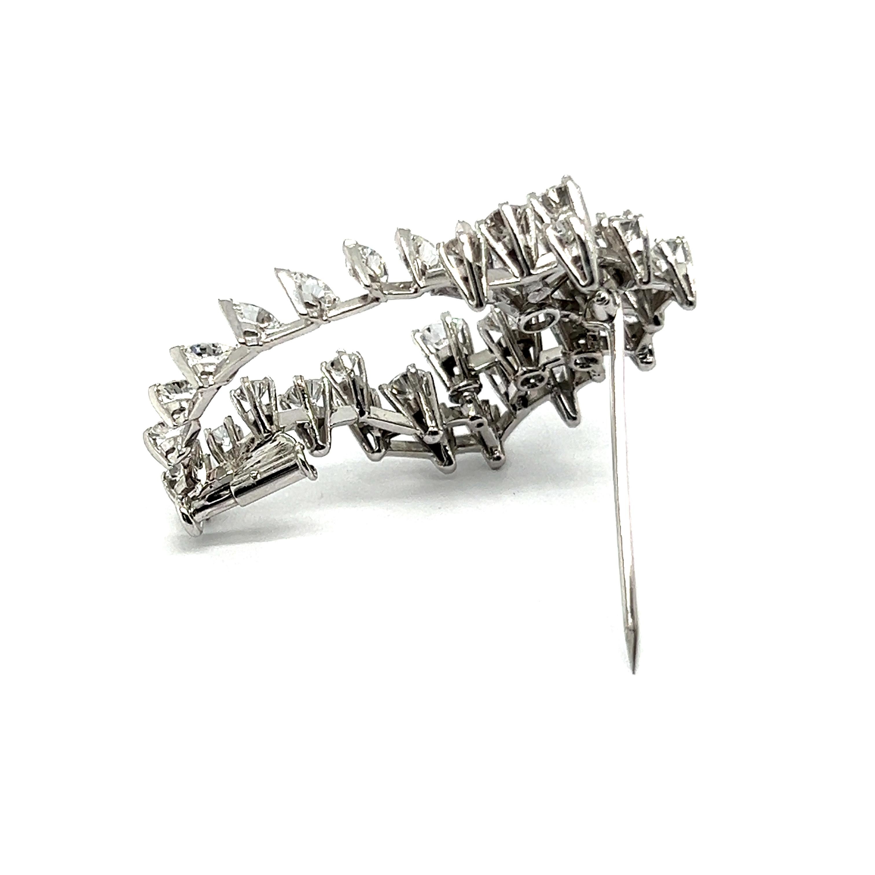 Swirl Diamond Brooch in 18 Karat White Gold For Sale 6