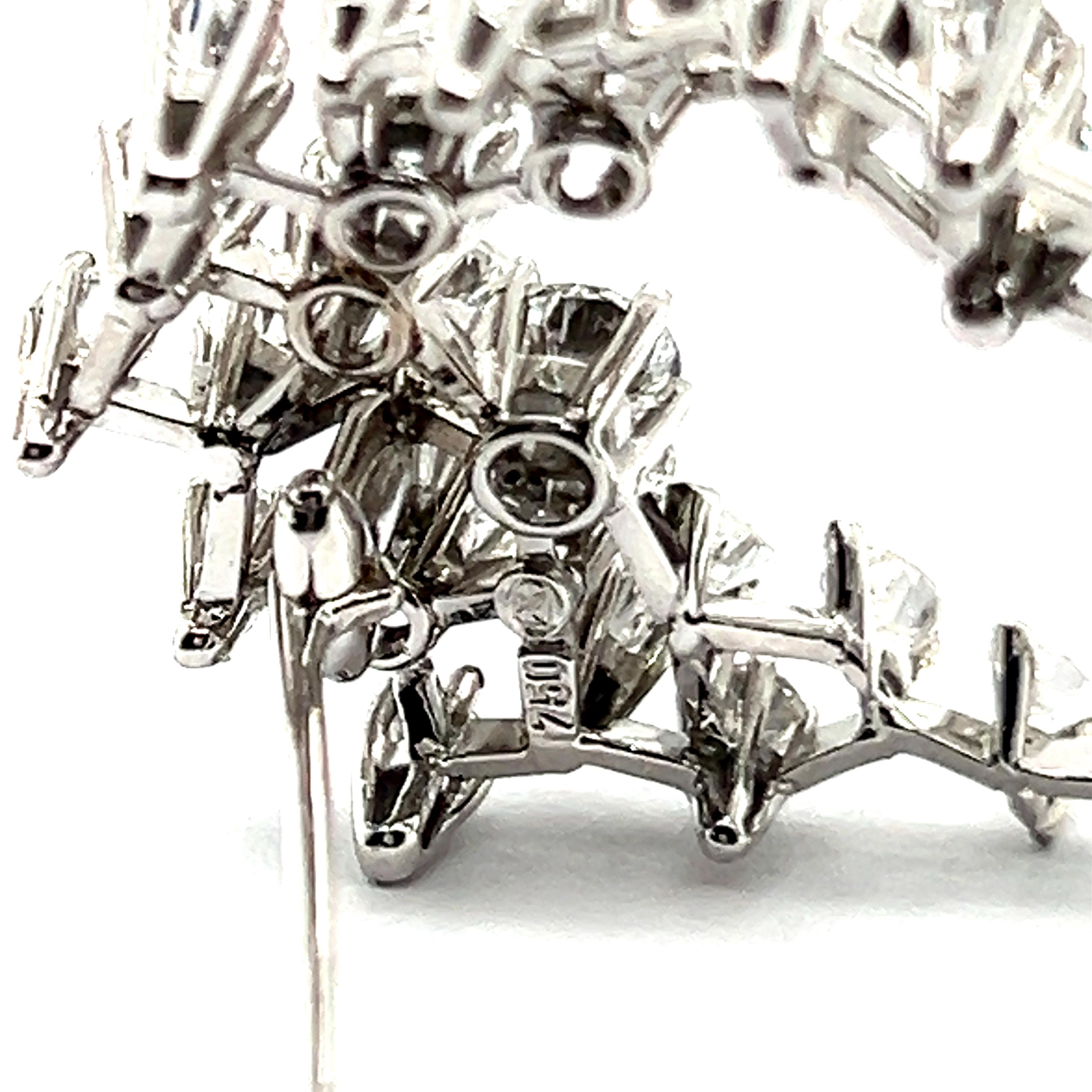 Swirl Diamond Brooch in 18 Karat White Gold For Sale 3