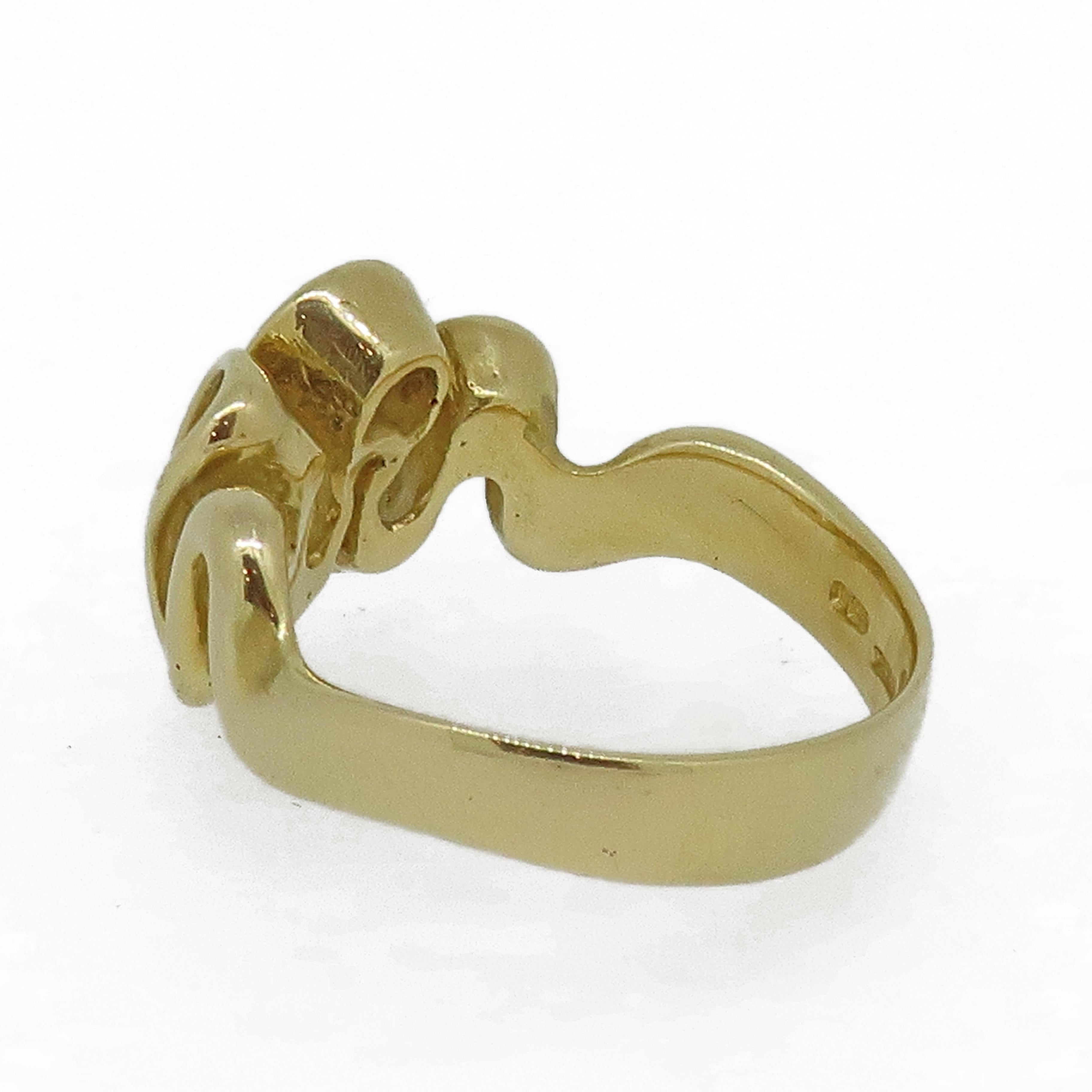 Contemporary Swirl Diamond Solitaire Ring 18 Karat Yellow Gold