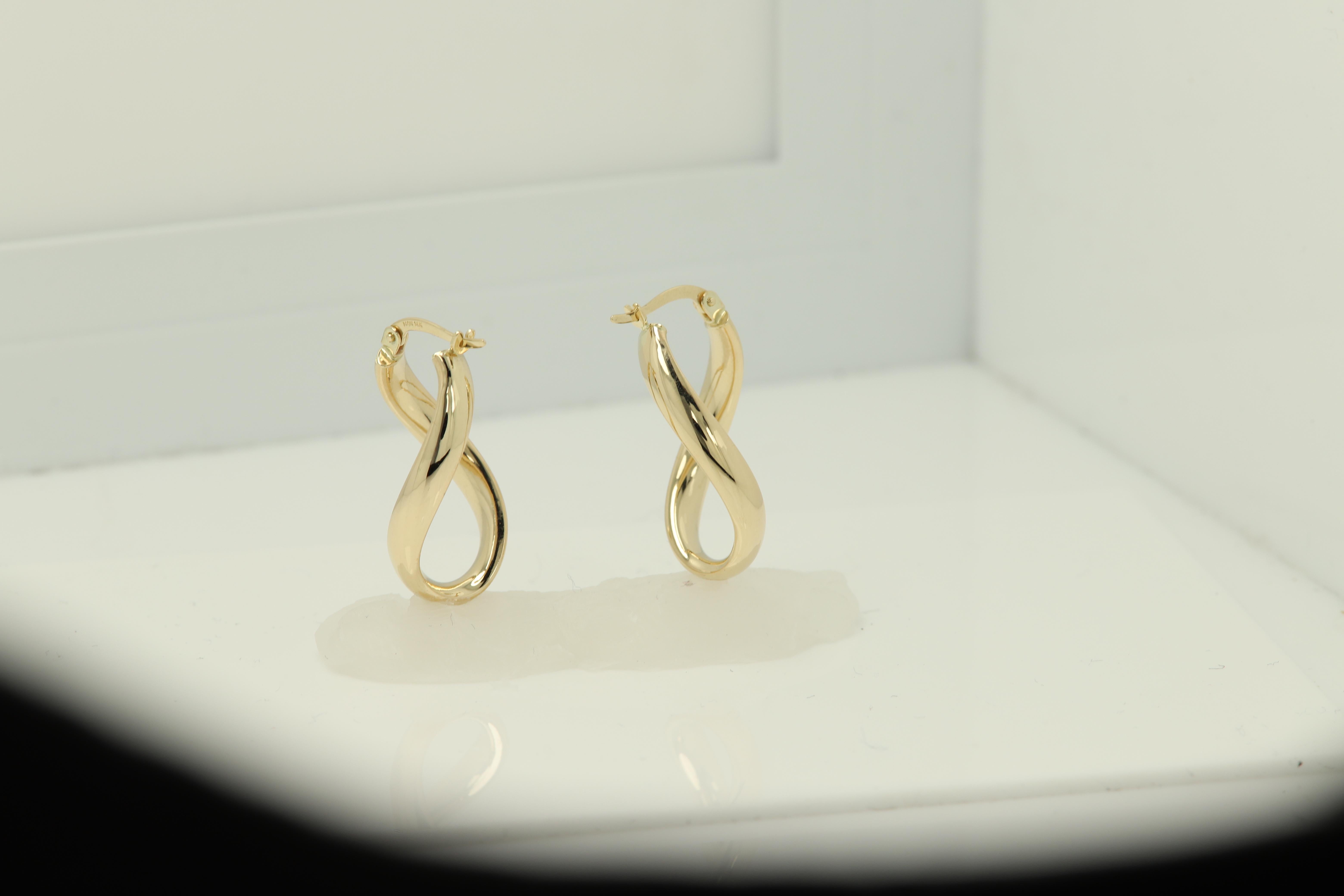 Swirl Italian Hoops 14 Karat Solid Gold Earrings Gold Hoops Artistic Earrings For Sale 5