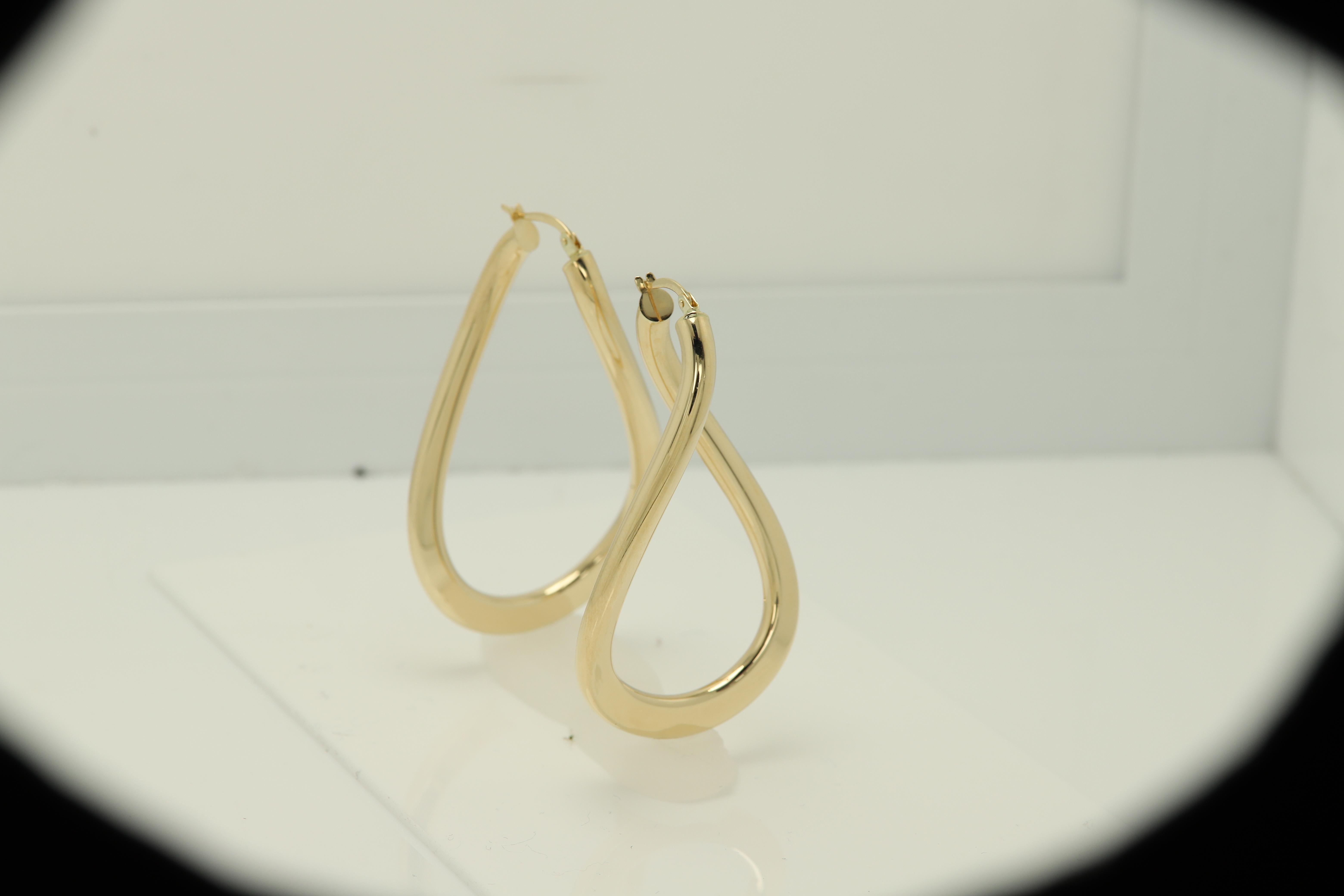 Pendientes Aros Italianos Remolino Oro Macizo 14 Kilates Pendientes Aros Artísticos de Oro en Nuevo Estado en Brooklyn, NY