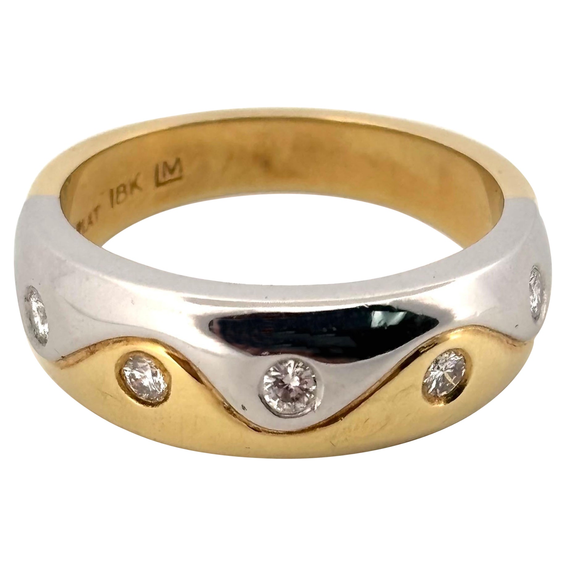 Swirled Platinum 
18K Yellow Gold 0.15ctw Round Cut Diamond Band Ring For Sale