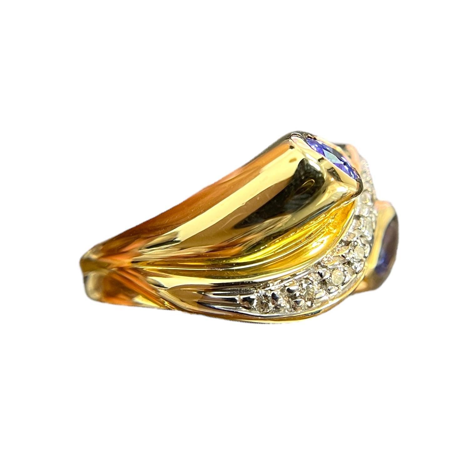 Women's or Men's Swirling Beauty: 14K Yellow Gold Pear-Shaped Tanzanite and Diamond Ring For Sale