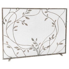 Pare-feu tourbillonnant Jasmine Vines en argent vieilli