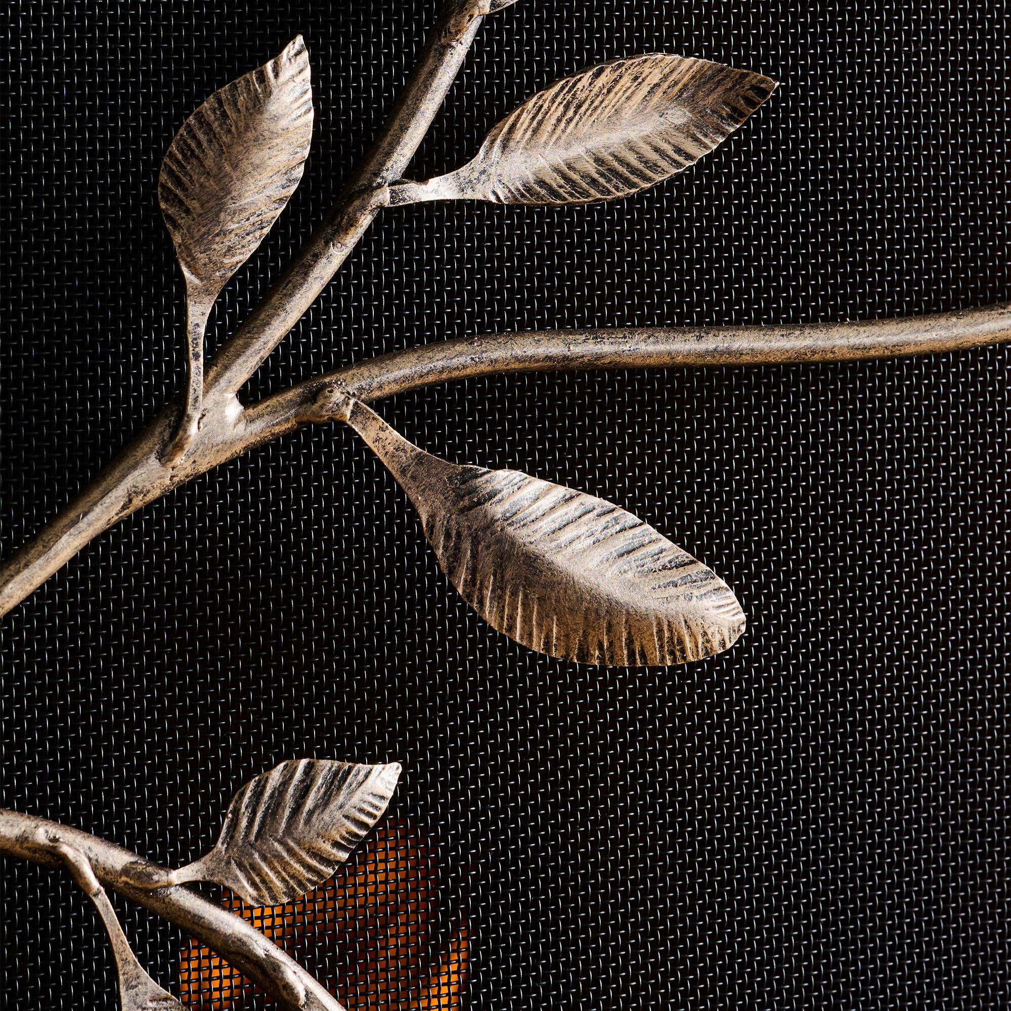 Pare-feu tourbillonnant Jasmine Vines en tabac en vente 1