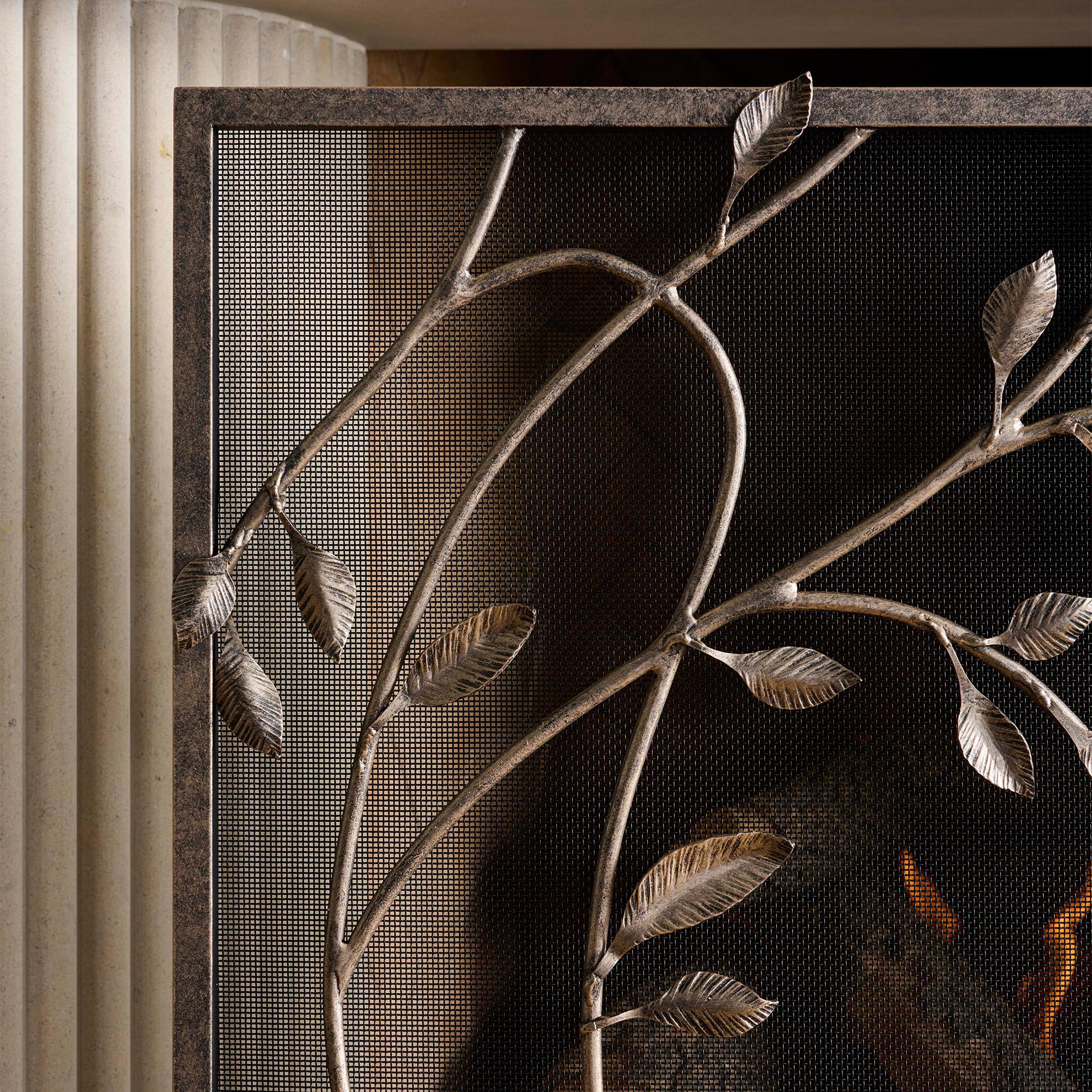 Pare-feu tourbillonnant Jasmine Vines en tabac en vente 2
