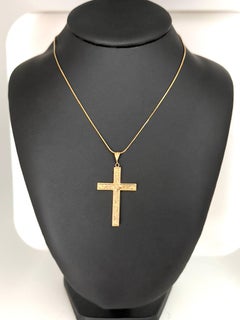 Swiss 18 karat Yellow Gold Cross with Flower Patterns
