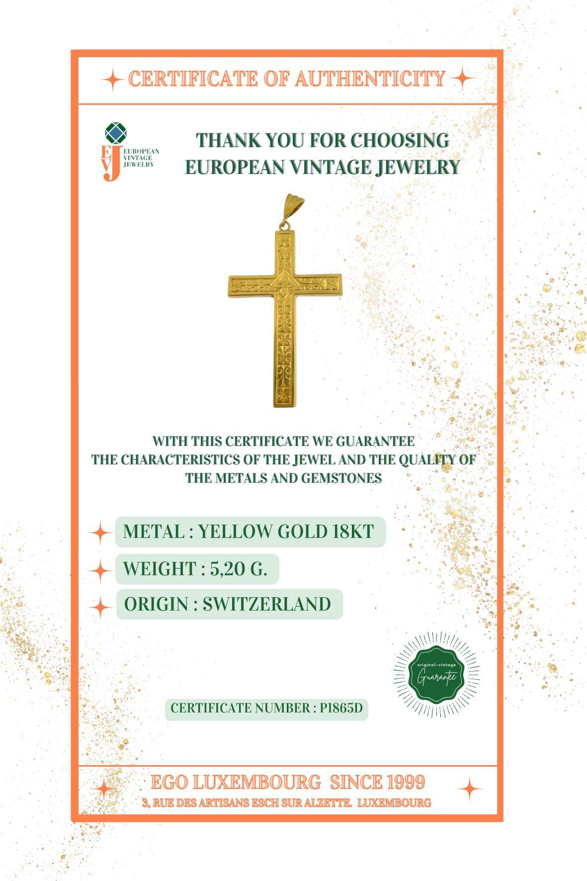 Croix suisse en or jaune 18 carats avec motifs floraux en vente 4