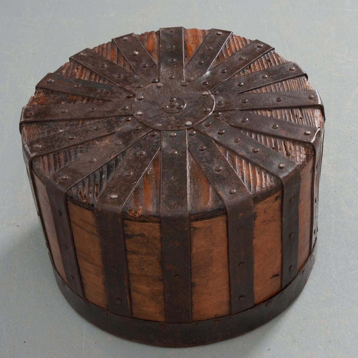 Swiss 19th Century Dry Measure Pantry Box For Sale 1