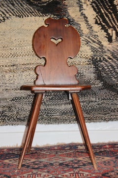 Swiss alp escabelle B32