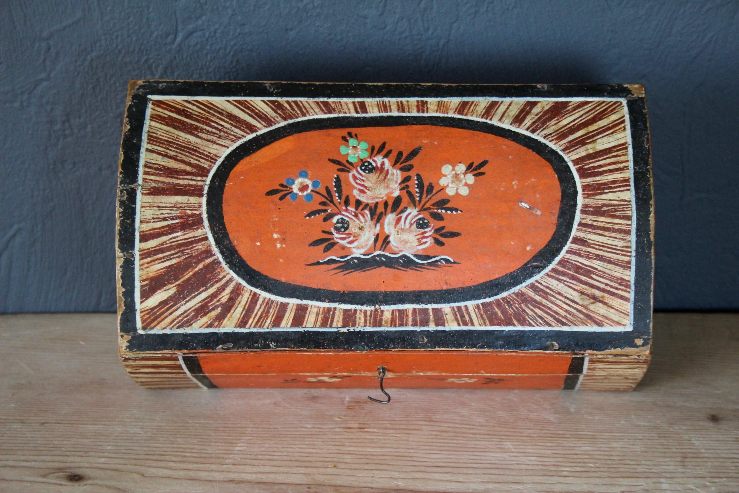 Mid-19th Century Swiss alp painted box  For Sale