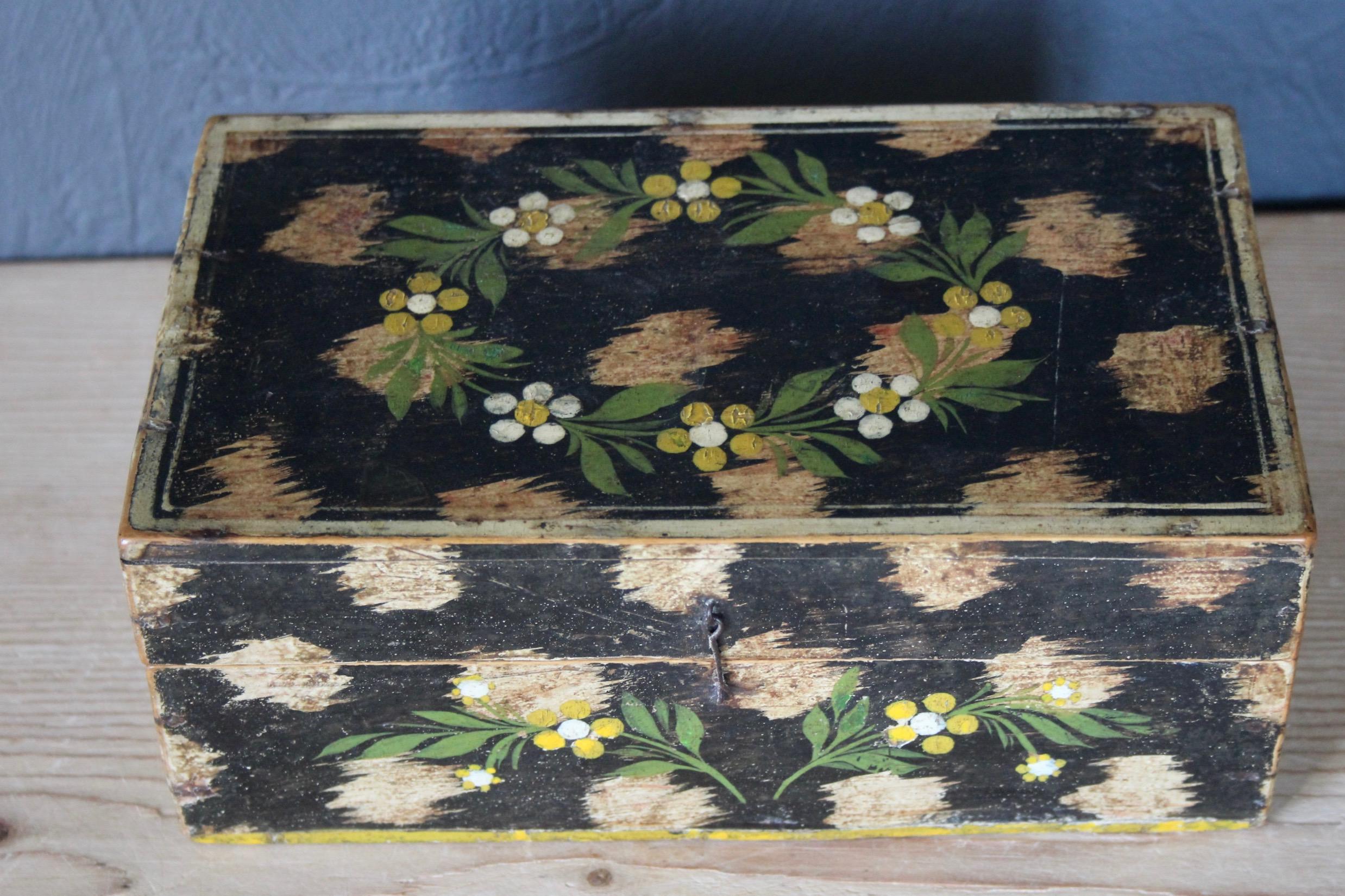 Mid-19th Century Swiss alp painted box For Sale