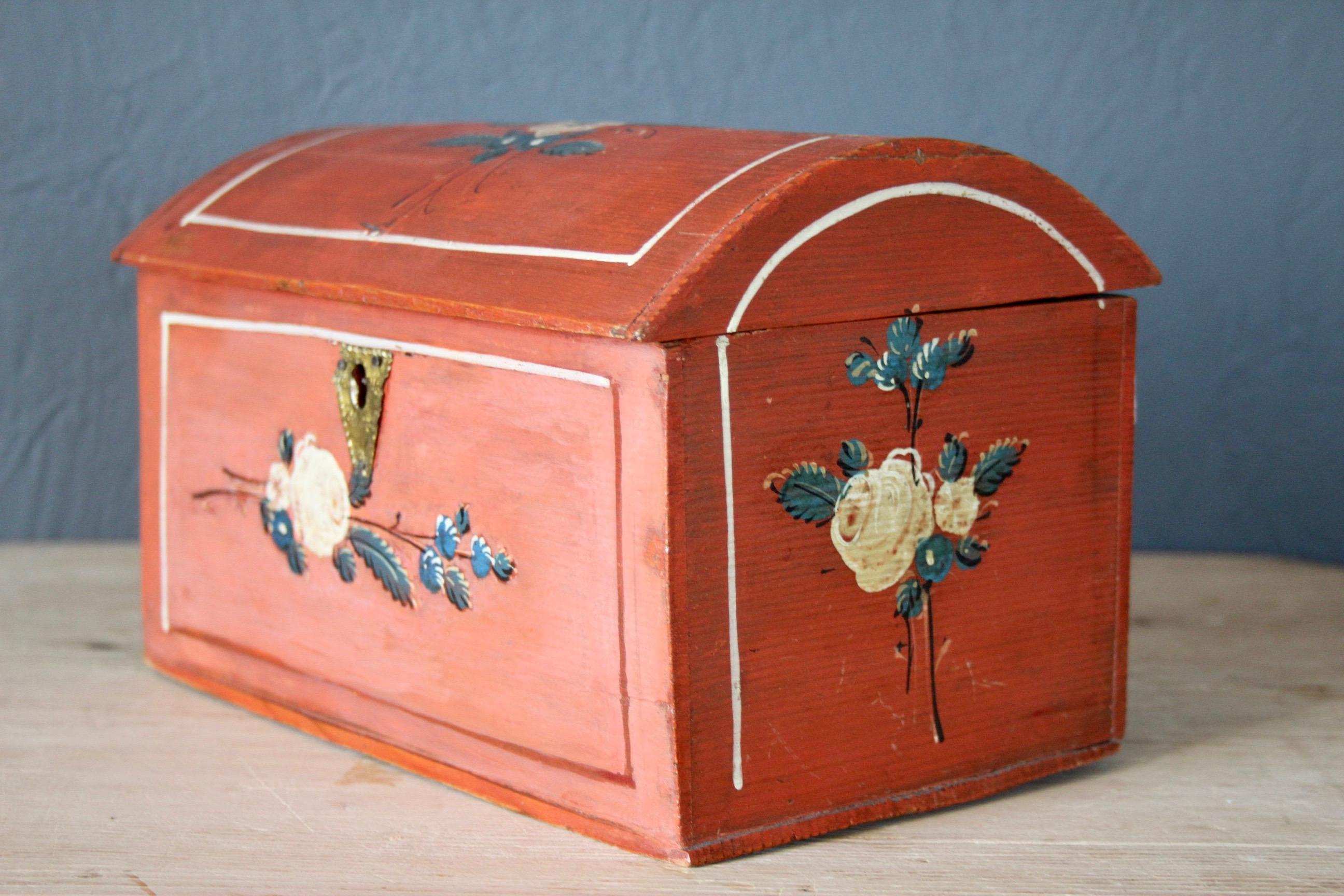 Swiss alp painted box For Sale 1