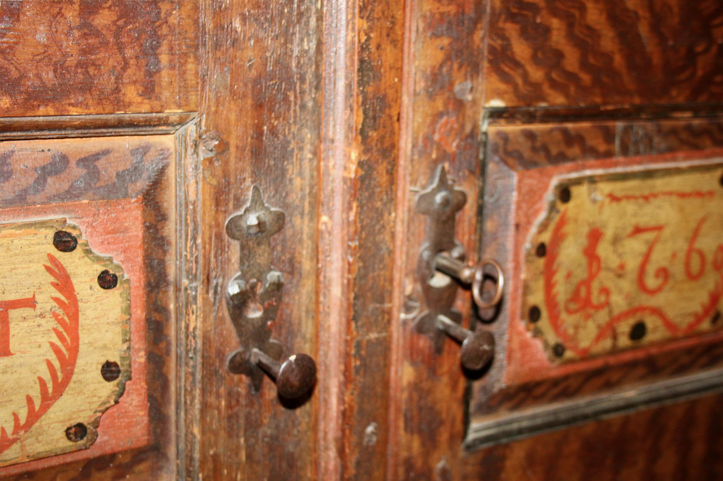 Swiss alp painted cupboard dated 1760 For Sale 10