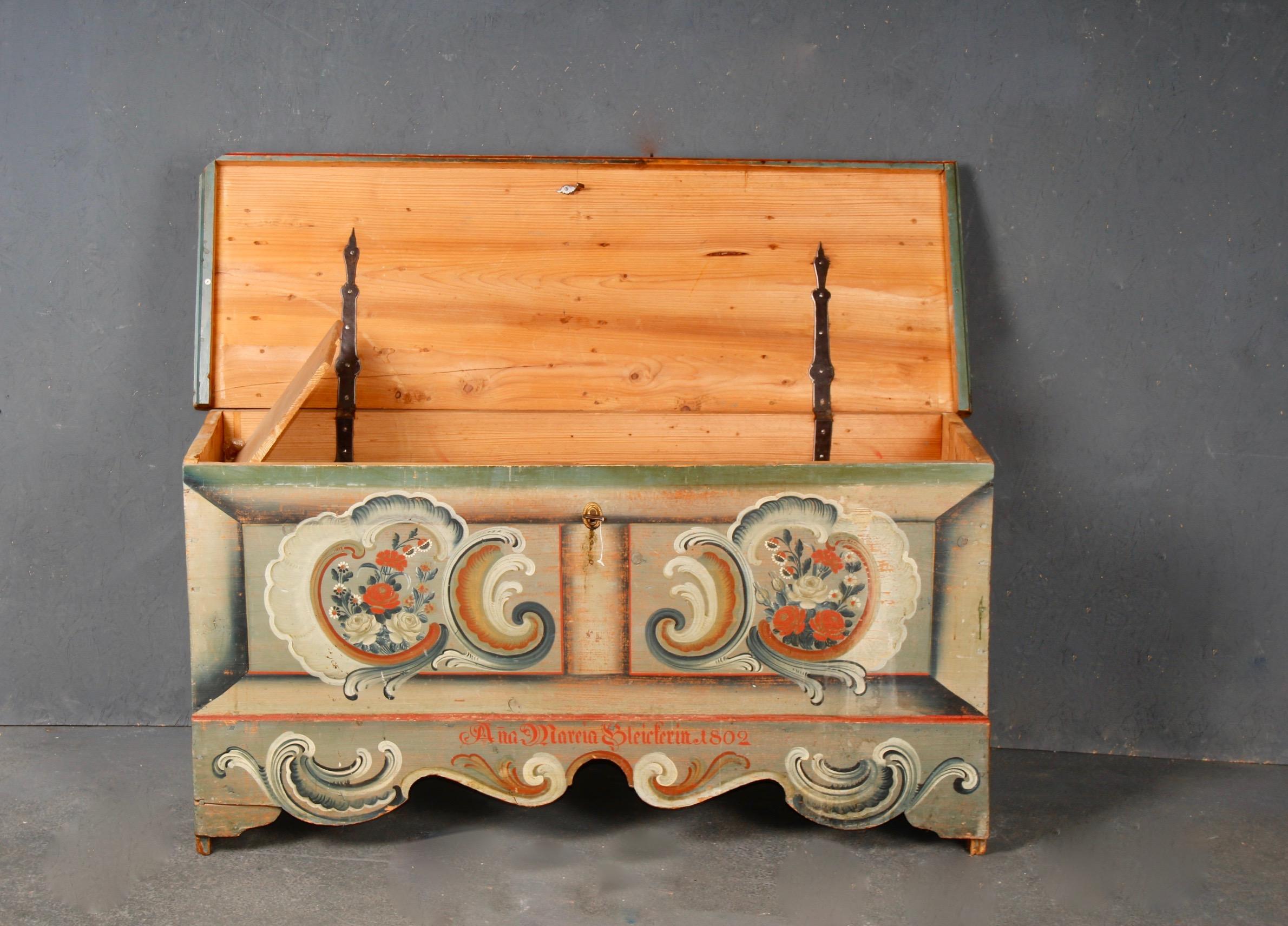Early 19th Century Swiss alp painted trunk dated 1808 For Sale