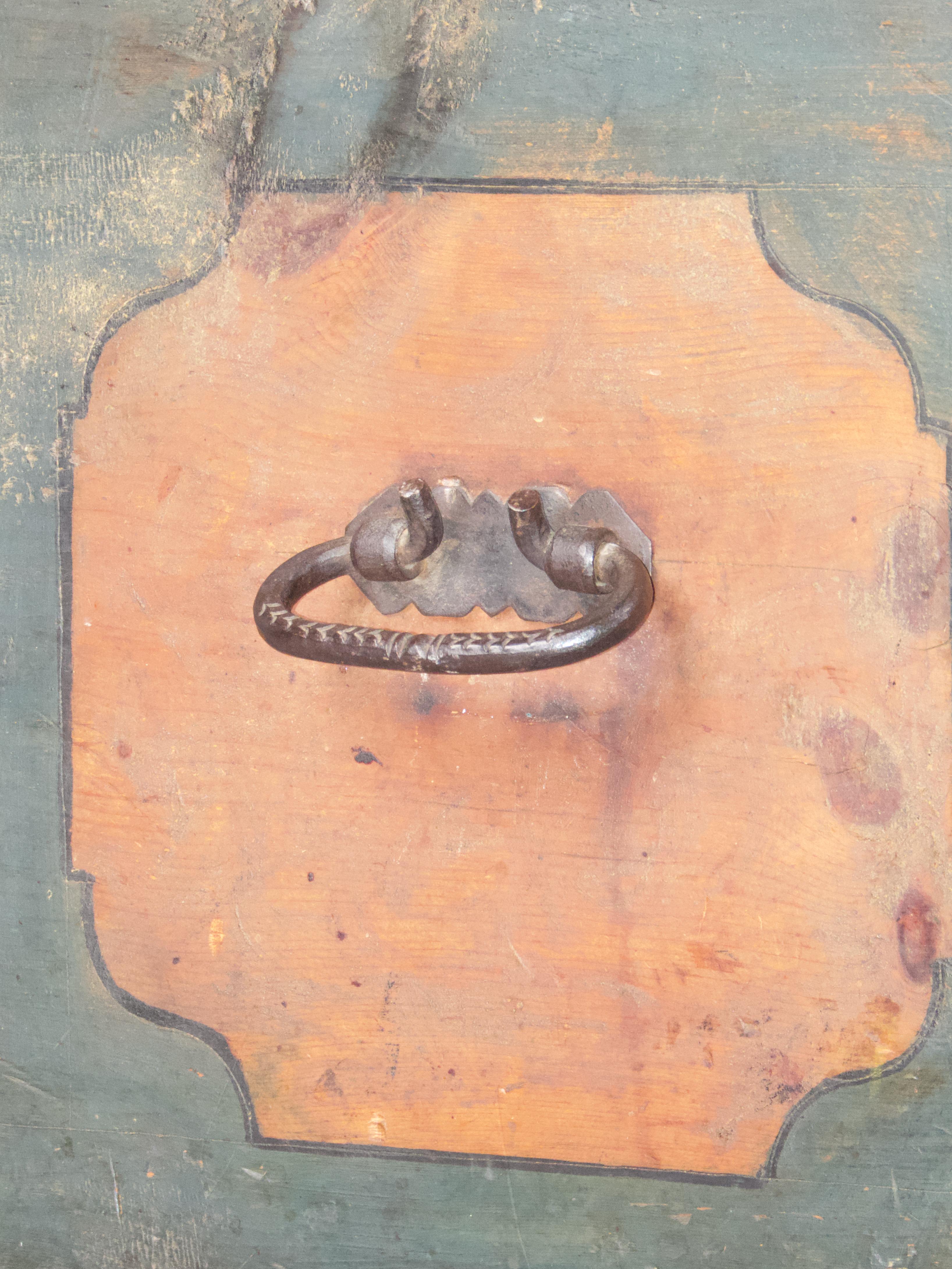 Early 19th Century Swiss alp painted trunk For Sale