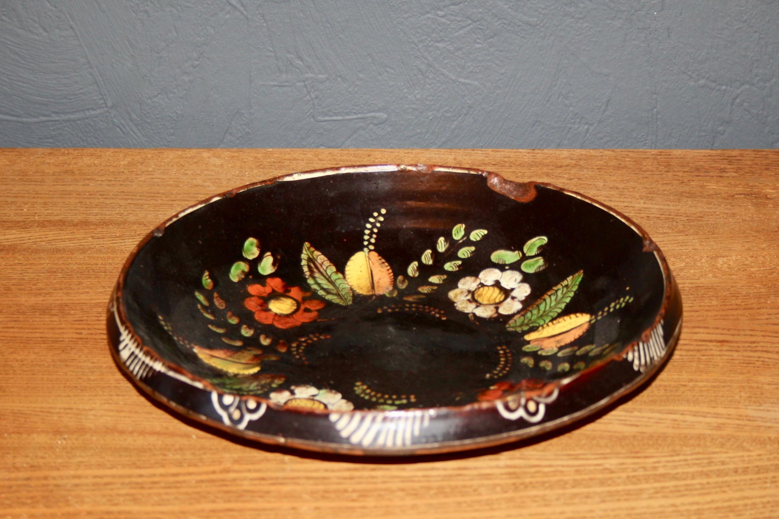 Swiss alp pottery In Good Condition For Sale In grand Lancy, CH