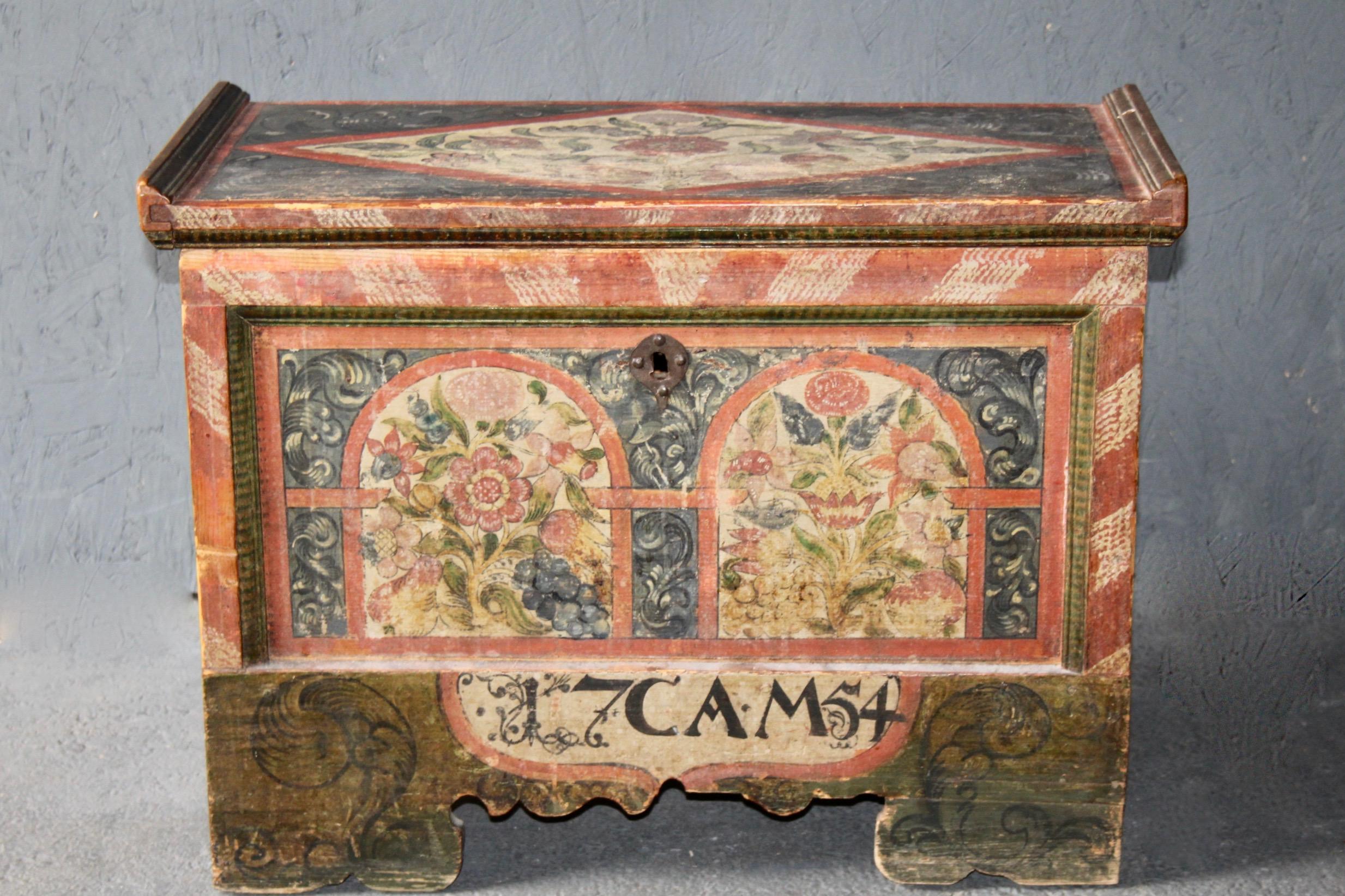 Swiss Alp Small Painted and Dated Trunk For Sale 6