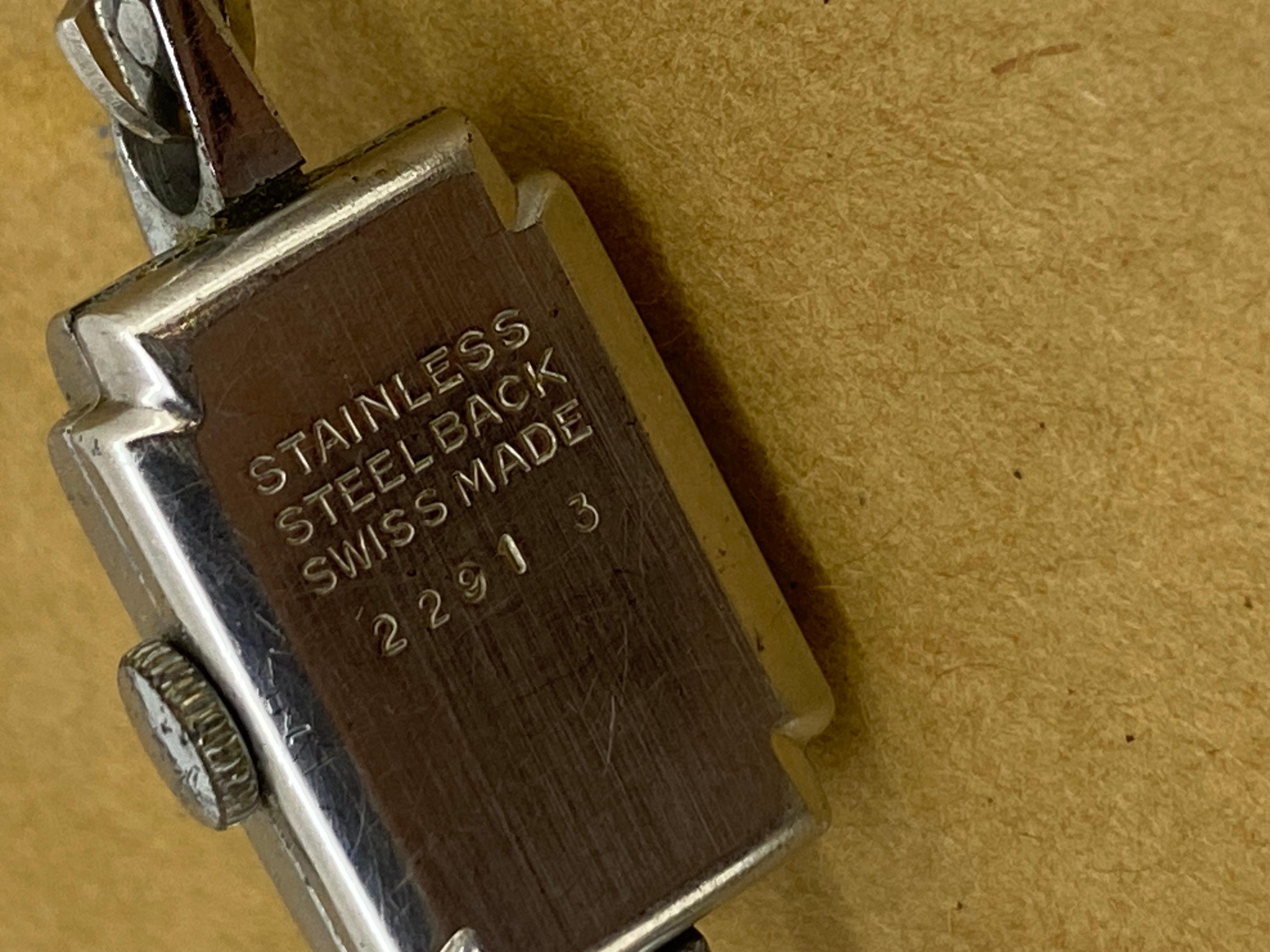 Swiss Ancre 15 Rubis Manual Rectangle Retro c1950's Ladies' Cocktail Watch For Sale 2