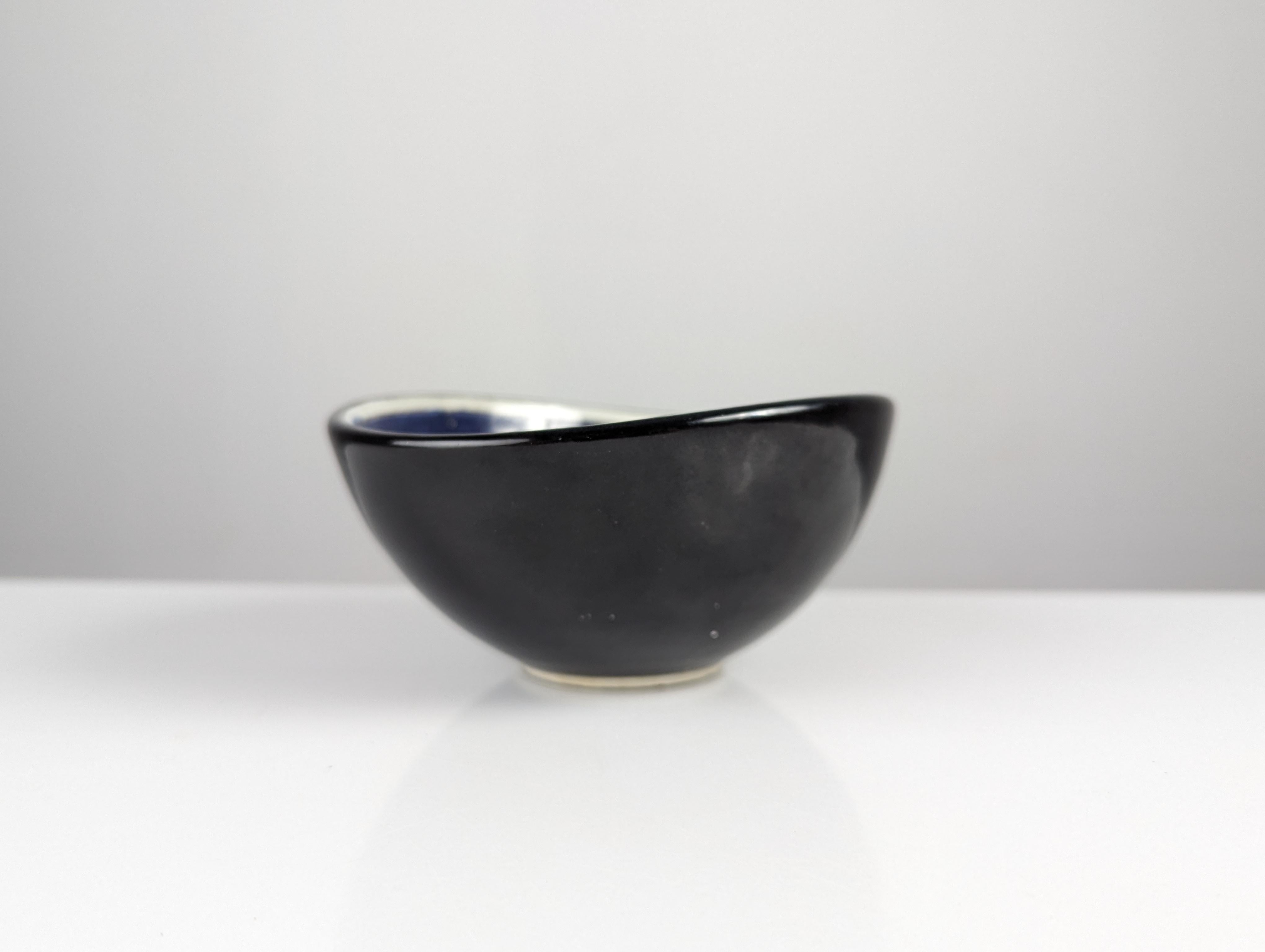 Mid-20th Century Swiss Art Pottery Luzern Handarbeit 1950s