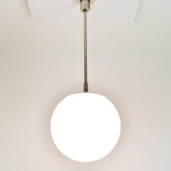 Schweizer Bauhaus-Pendelleuchte von BAG Turgi – Elegantes Design und Funktionalität