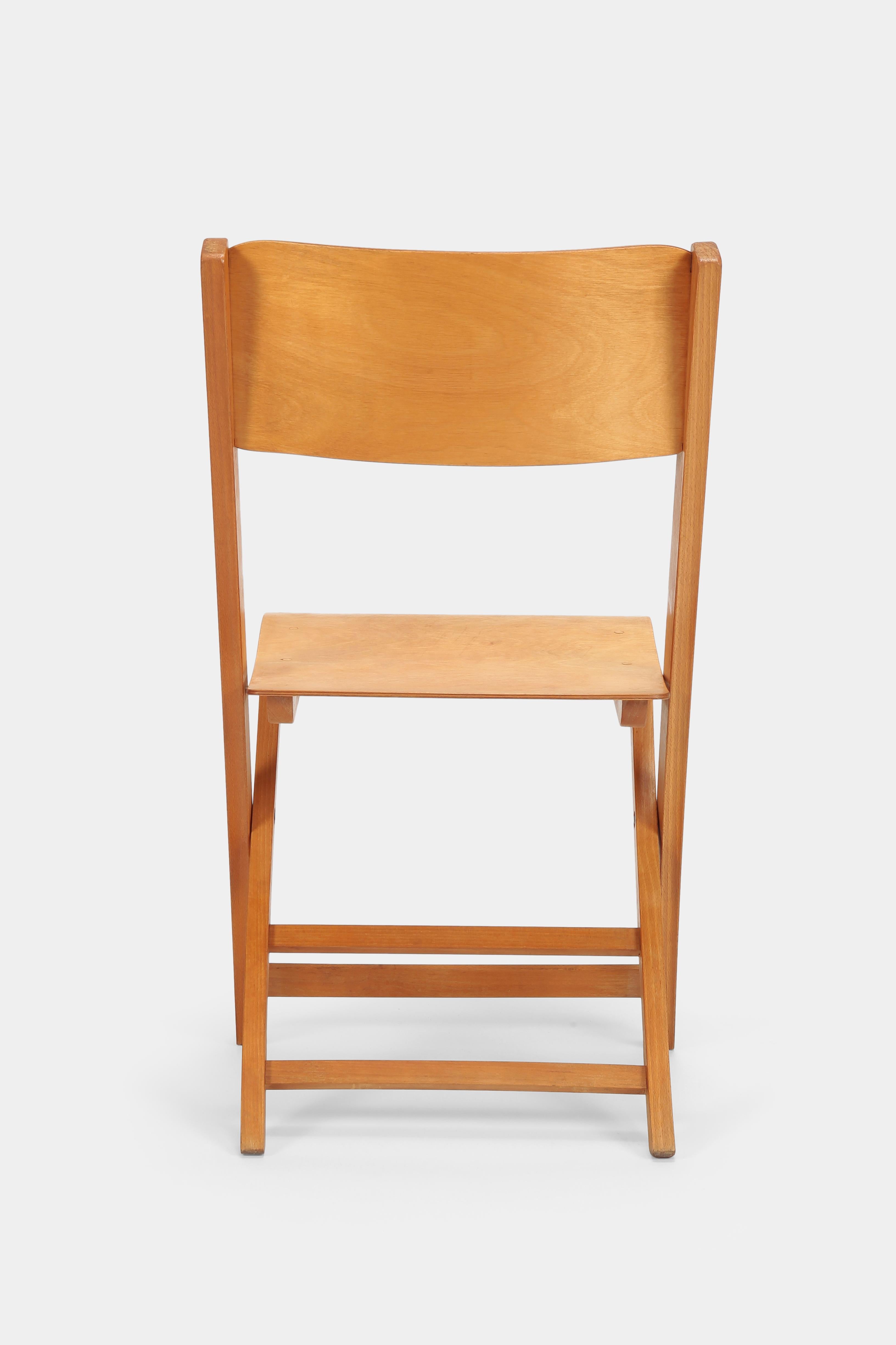 Beech Swiss Midcentury Modern Birchwood Folding Chair, Wohnbedarf 1940s, Light Brown For Sale