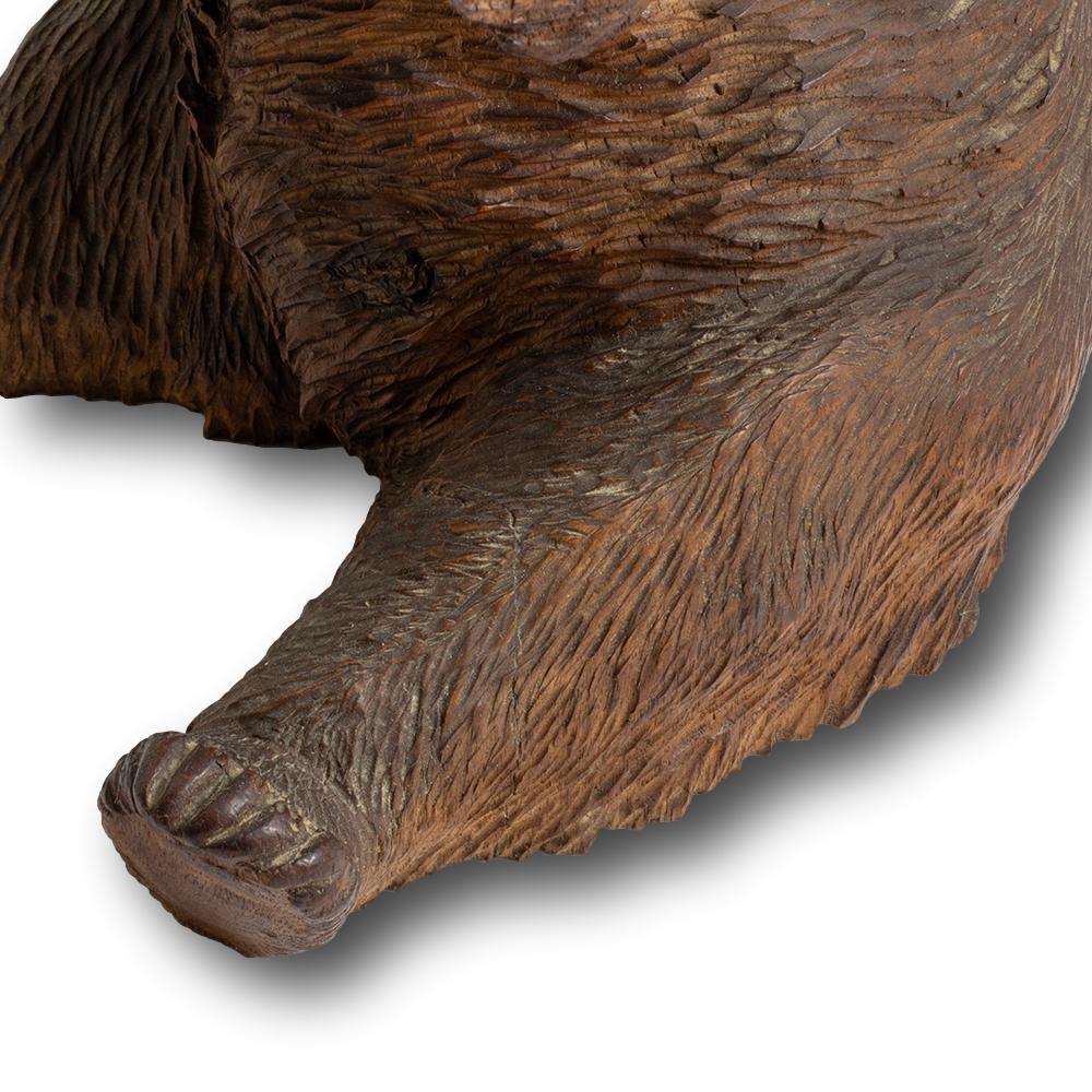 Miroir de table sculpté à la main par un ours de Black Forest suisse en vente 5