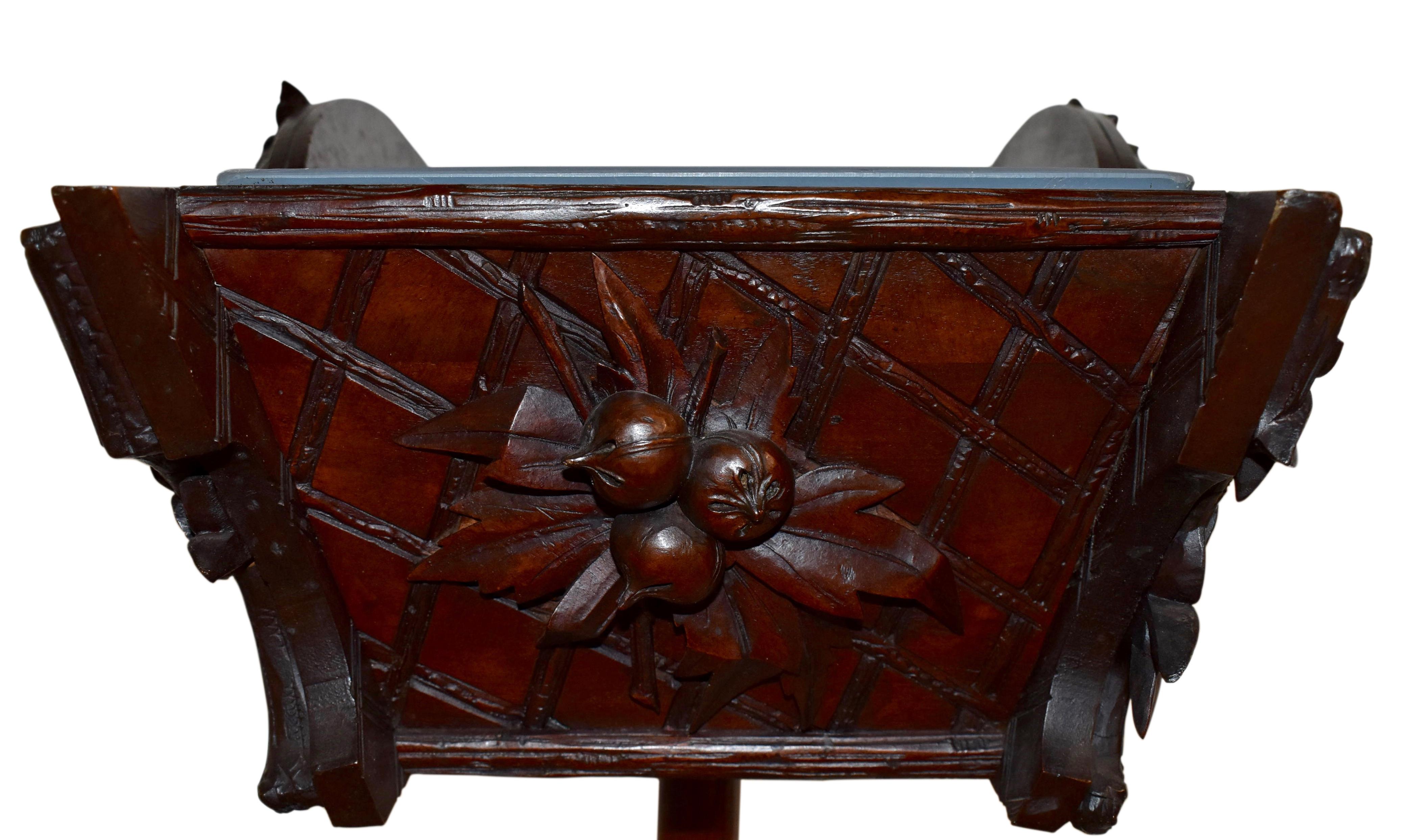 19th Century Swiss Black Forest Carved Wooden Planter Box / Jardinière, circa 1895 For Sale