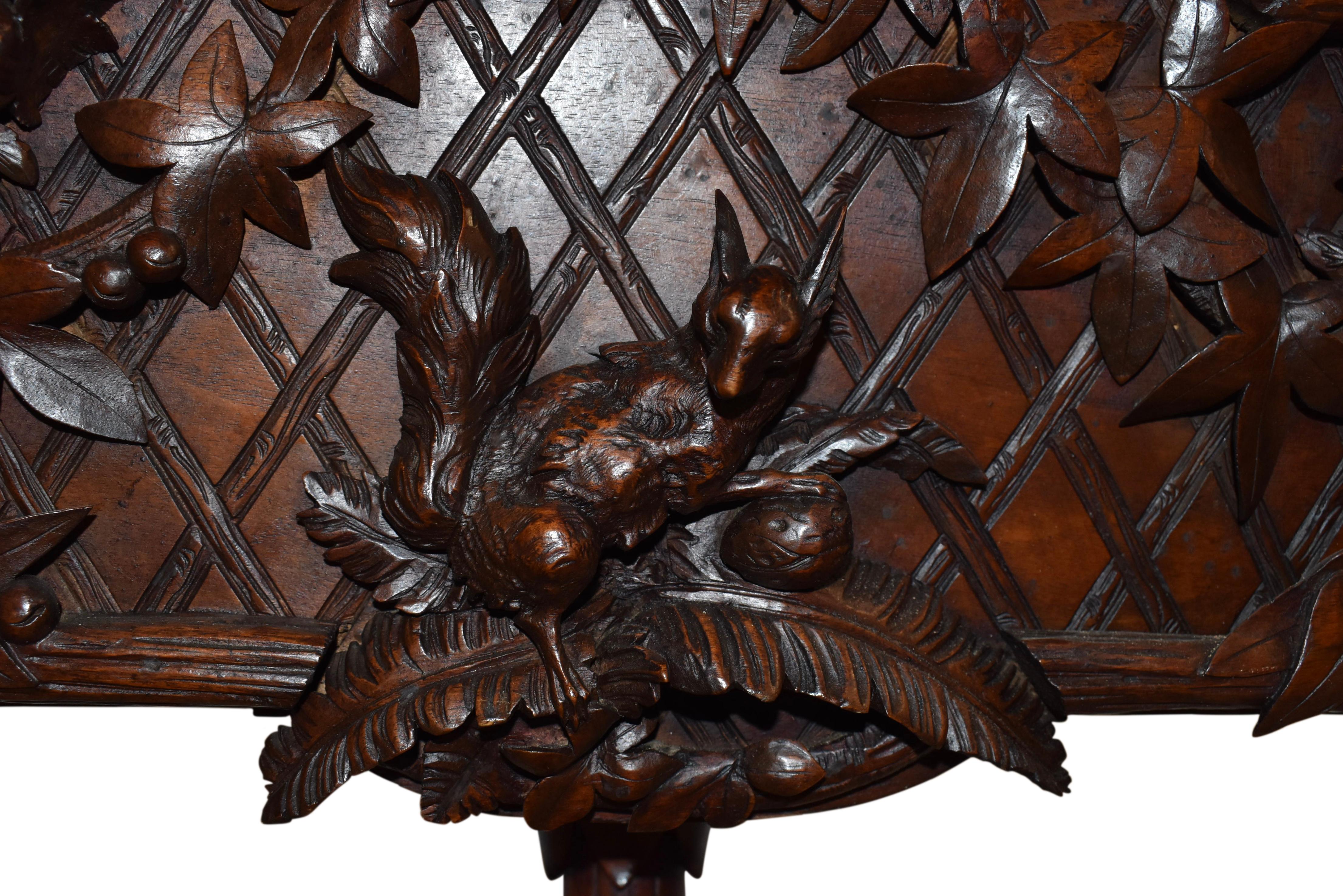 Swiss Black Forest Carved Wooden Planter Box / Jardinière, circa 1895 For Sale 3