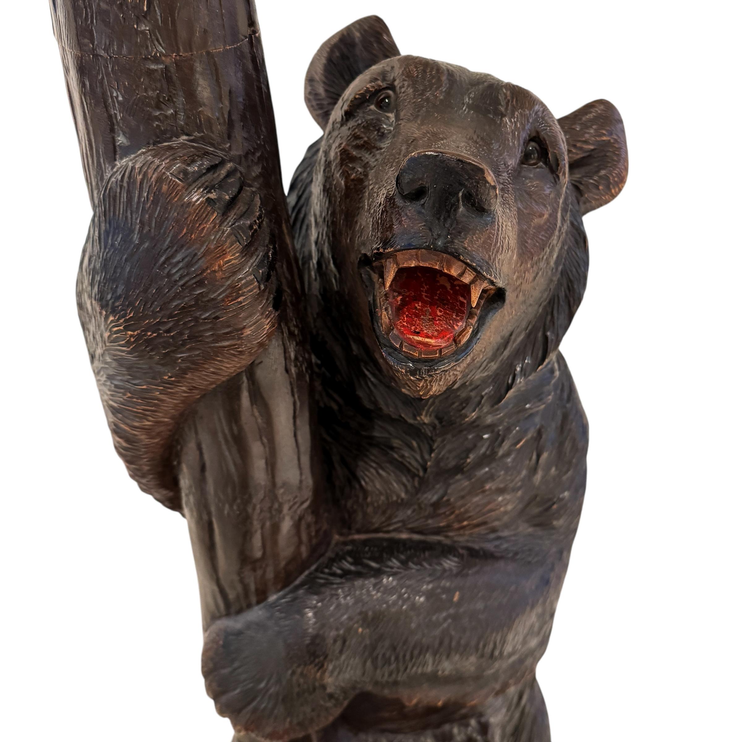 Swiss Black Forest Hall Tree by Seilar-Brawant, c. 1900 Bon état - En vente à Chicago, IL