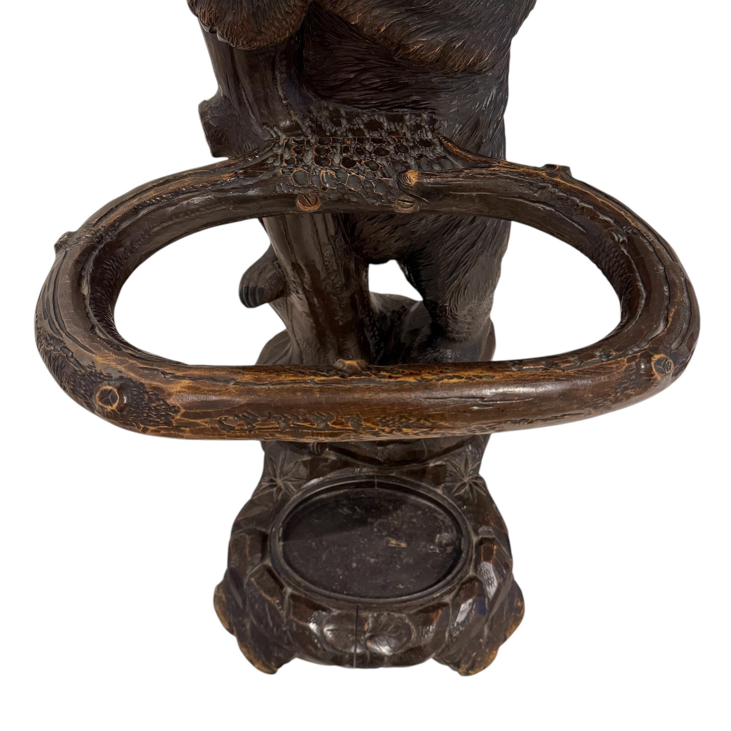 Bois Swiss Black Forest Hall Tree by Seilar-Brawant, c. 1900 en vente