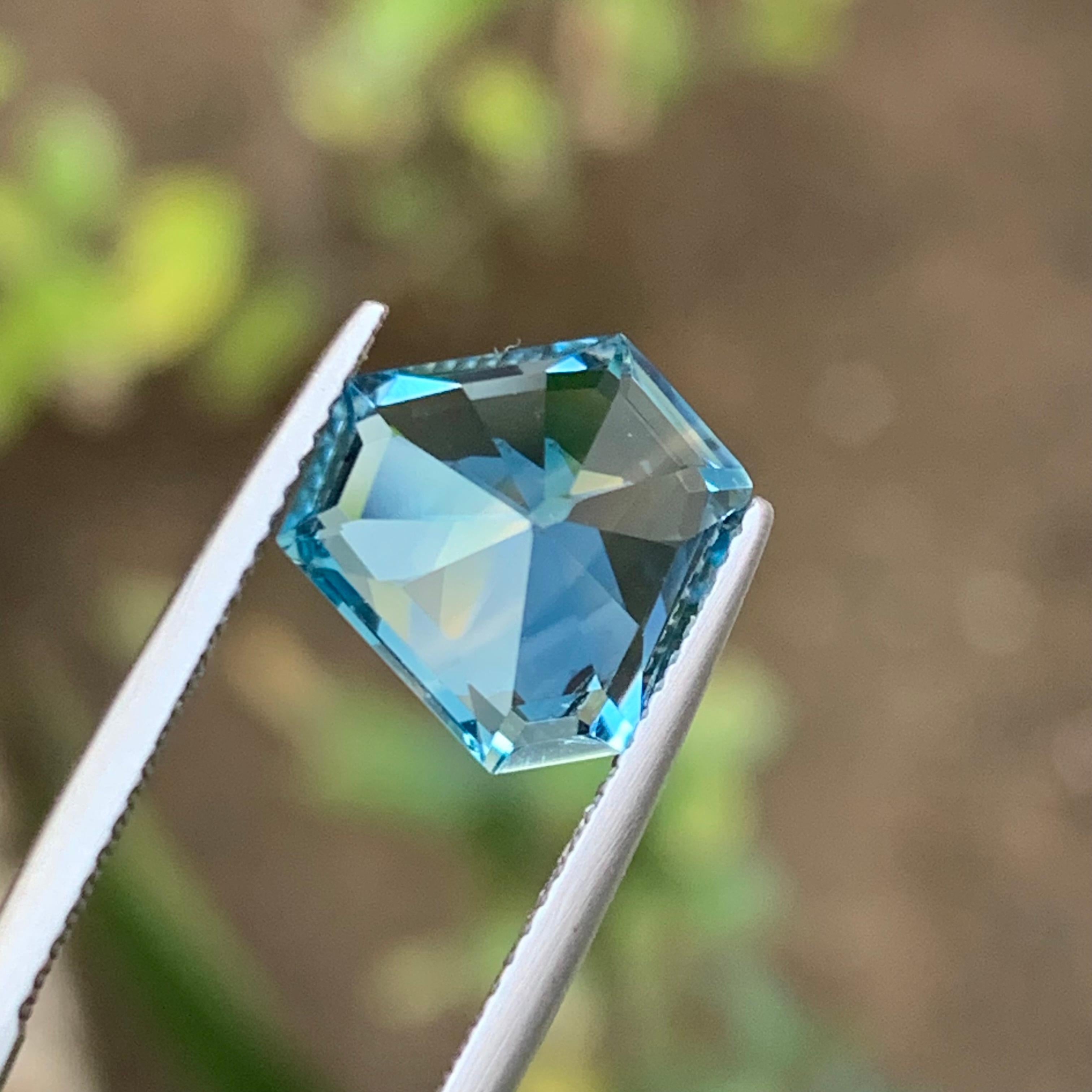 Anello di Topazio Blu Svizzero Naturale Gemma Sciolta 6,45 Carati Taglio Esagonale per Gioielli in vendita 1