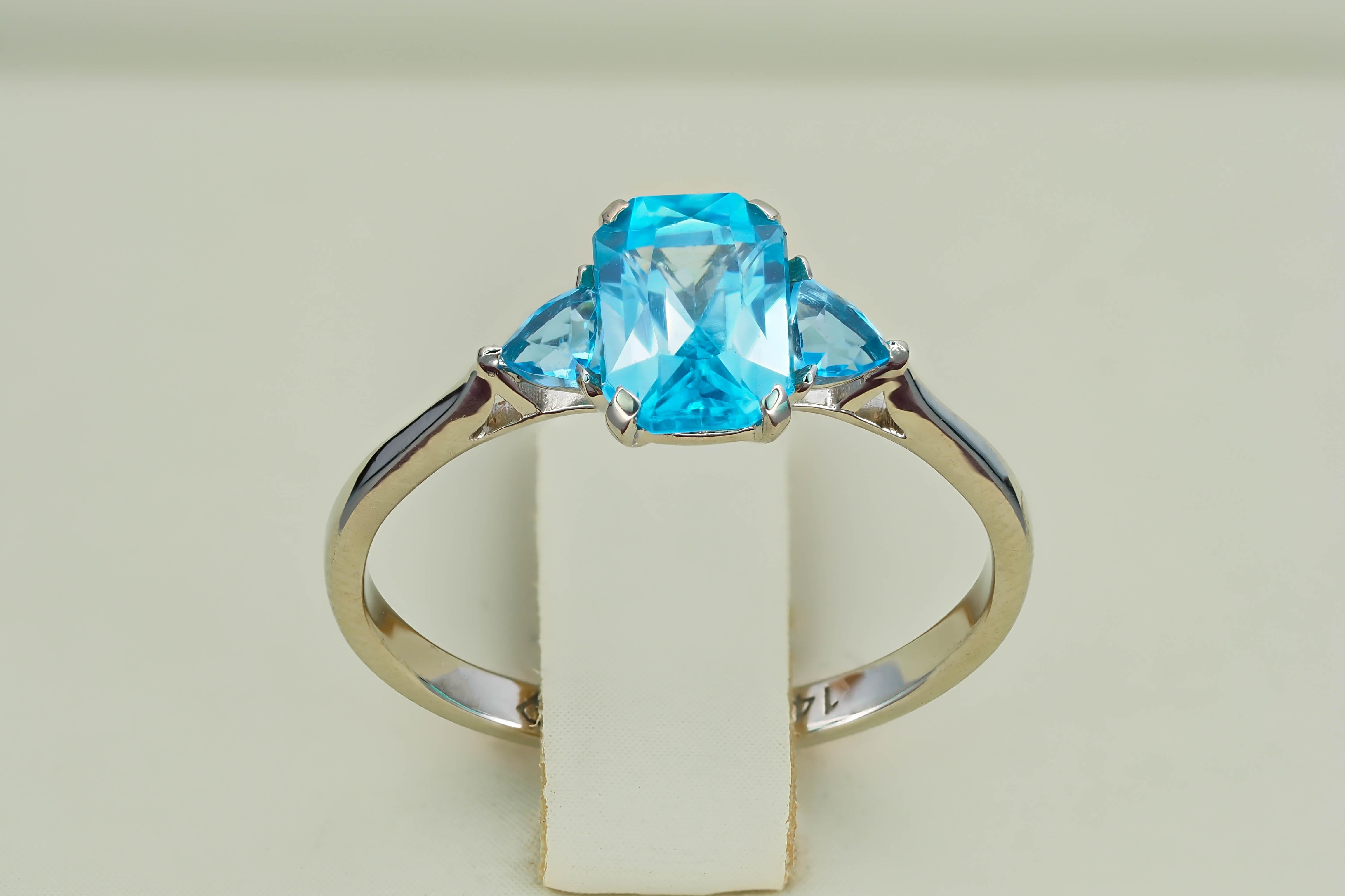 Emerald Cut Swiss Blue Topaz 14k Gold Ring.  For Sale