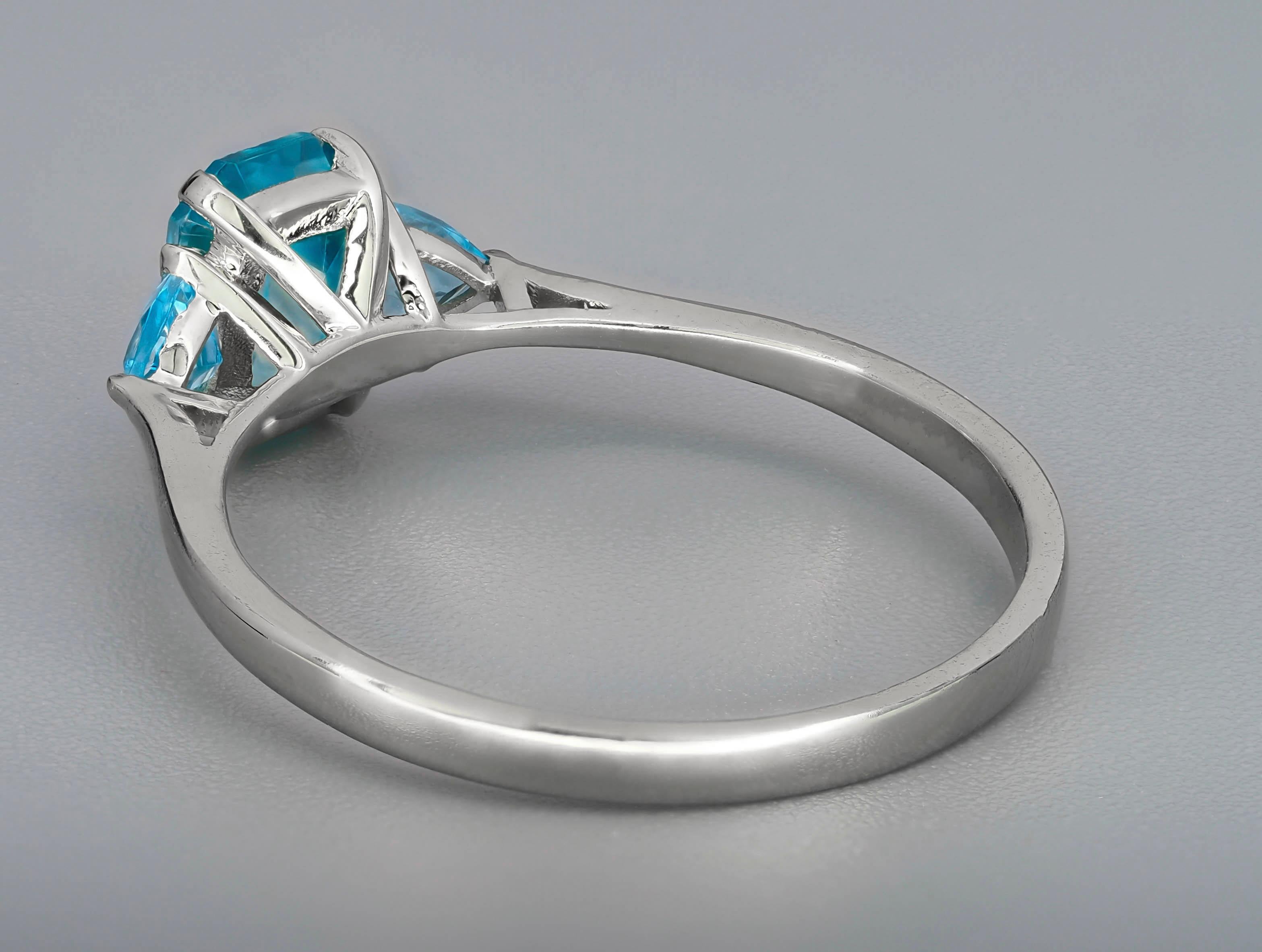 Swiss Blue Topaz 14k Gold Ring.  For Sale 3