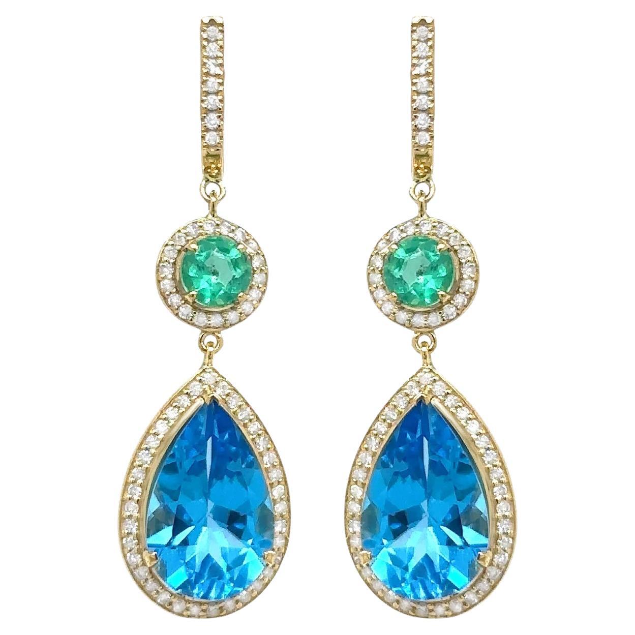 Pendants d'oreilles en or 18 carats avec topaze bleue suisse, émeraudes et diamants 15,9 carats