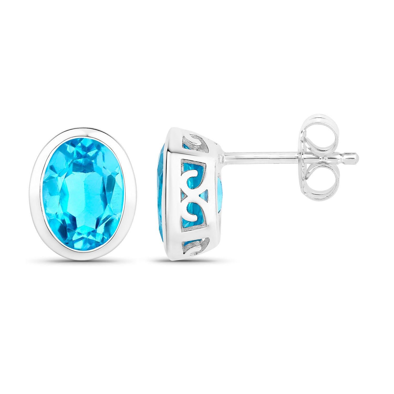 Boucles d'oreilles Topaze Bleue Suisse 4 Carats Bezel Set Sterling Silver Unisexe en vente