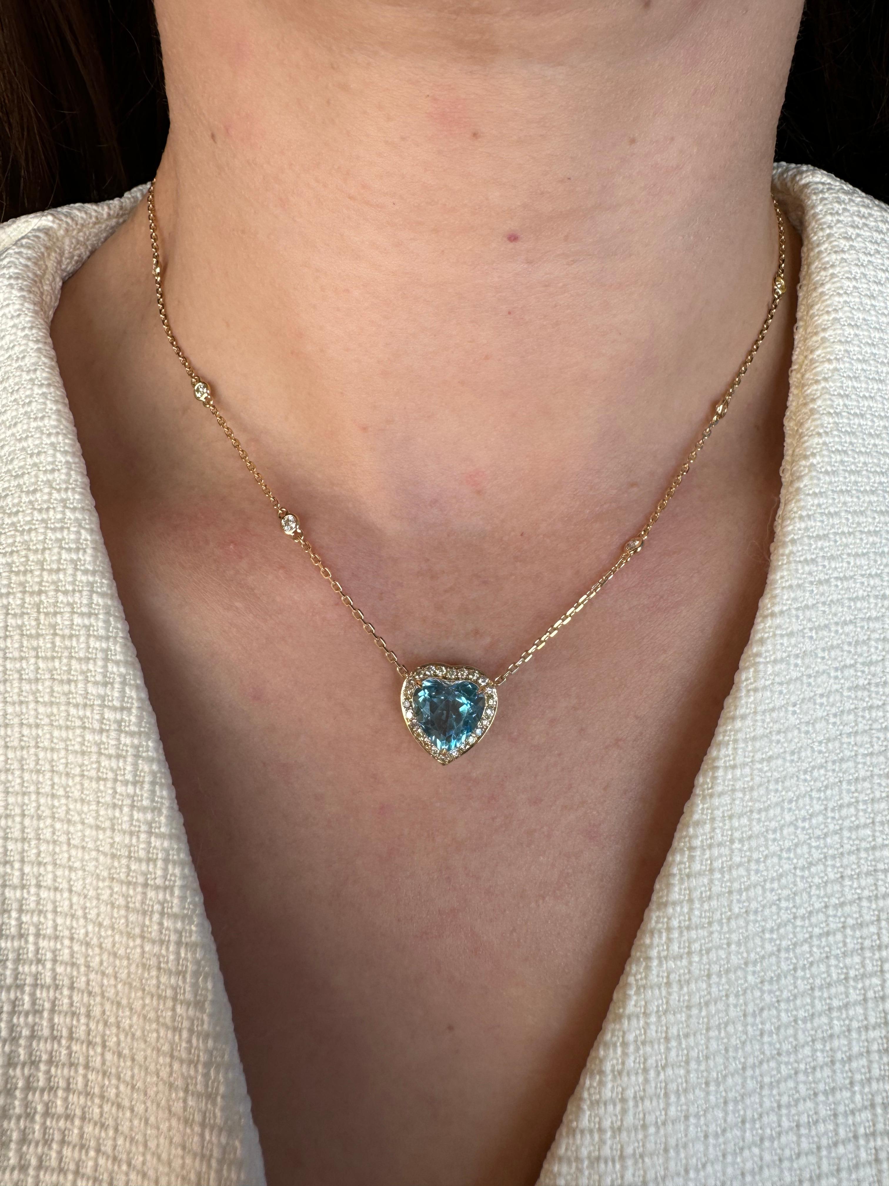 Swiss Blue Topaz Heart Shape Cut Diamond Halo 18K Yellow Gold Pendant Necklace For Sale 6