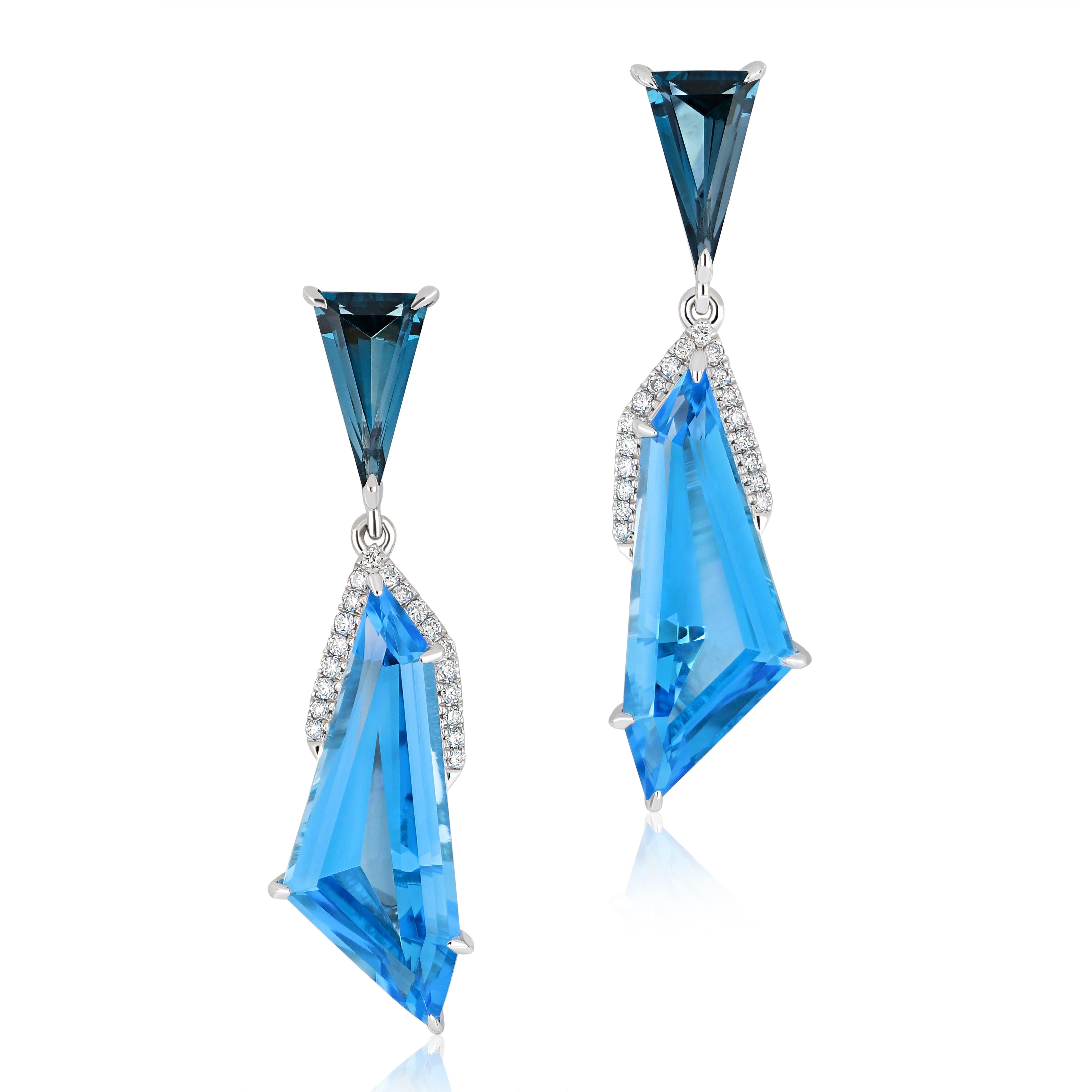 Set di orecchini con ciondolo in oro bianco 14k, topazio blu svizzero, topazio blu di Londra e diamante in vendita 1