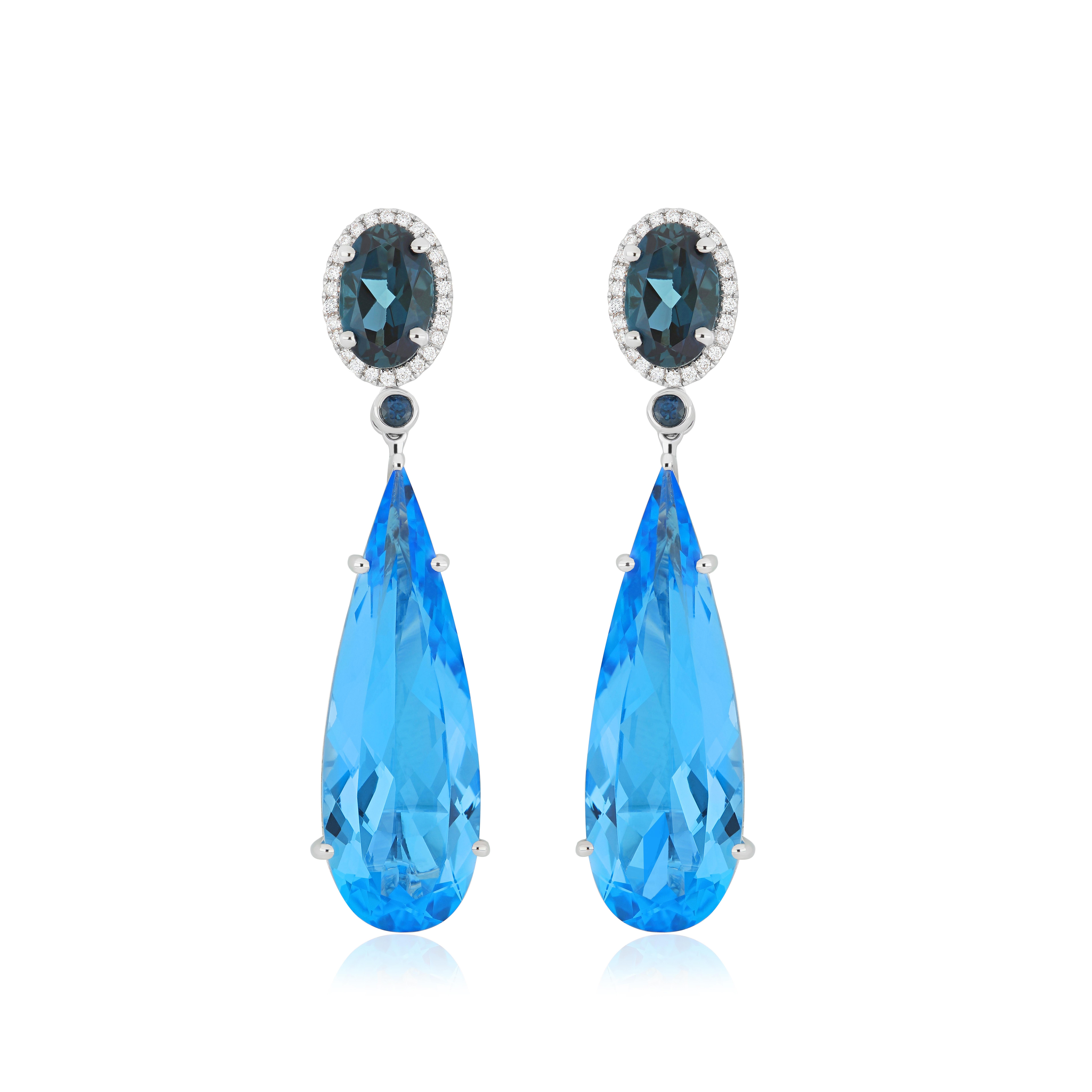 Mixed Cut Swiss Blue Topaz, London Blue Topaz & Diamond Pendant Earring Set 18K Gold For Sale