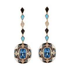 Boucles d'oreilles en or 14 carats avec topaze bleue suisse et émail clouté à plusieurs pierres