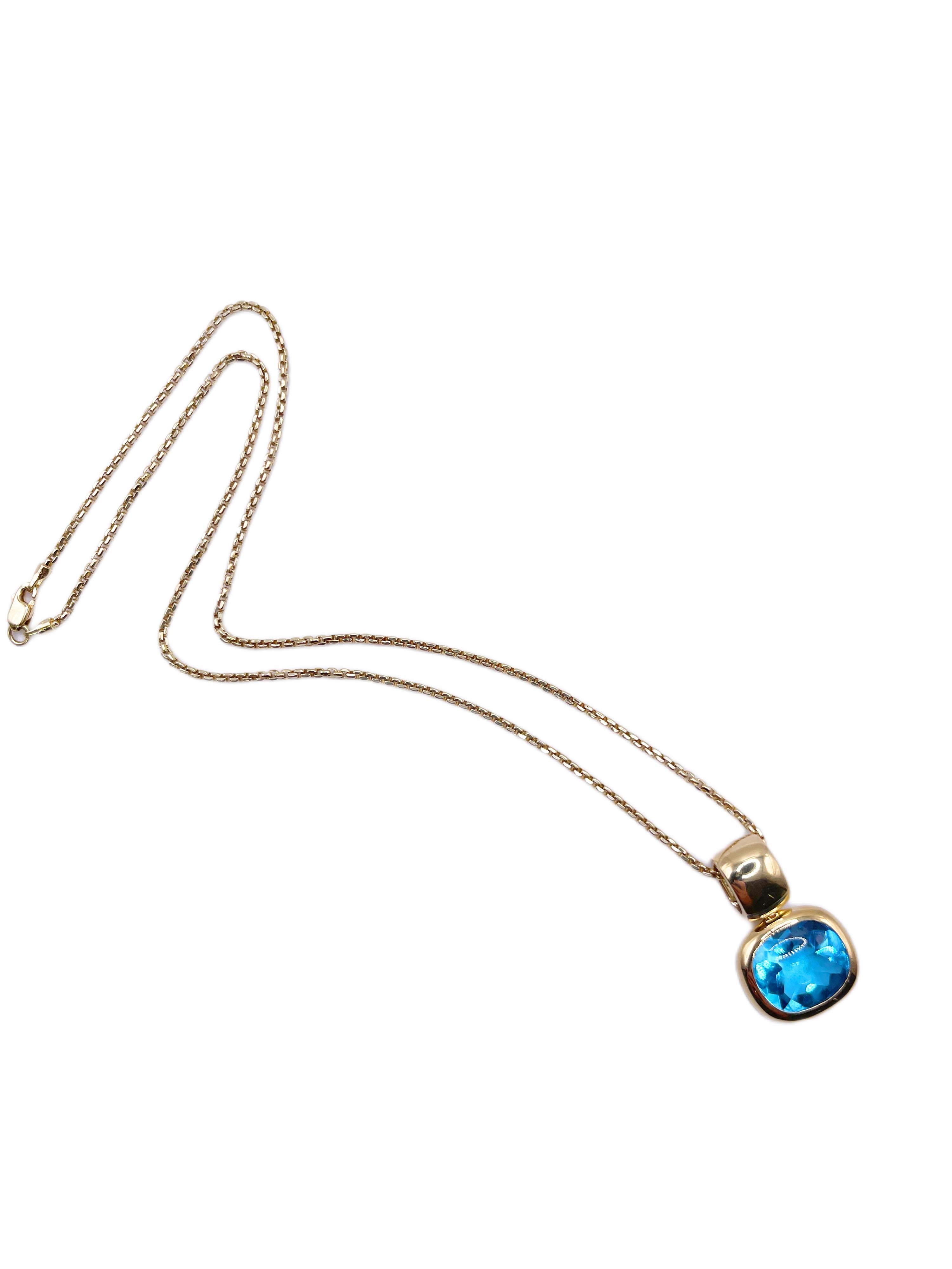 Swiss Blue Topaz Pendant Necklace 18KT Yellow Gold H. Stern In Excellent Condition In Jupiter, FL