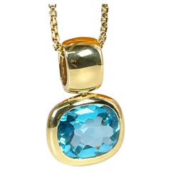 Swiss Blue Topaz Pendant Necklace 18KT Yellow Gold H. Stern