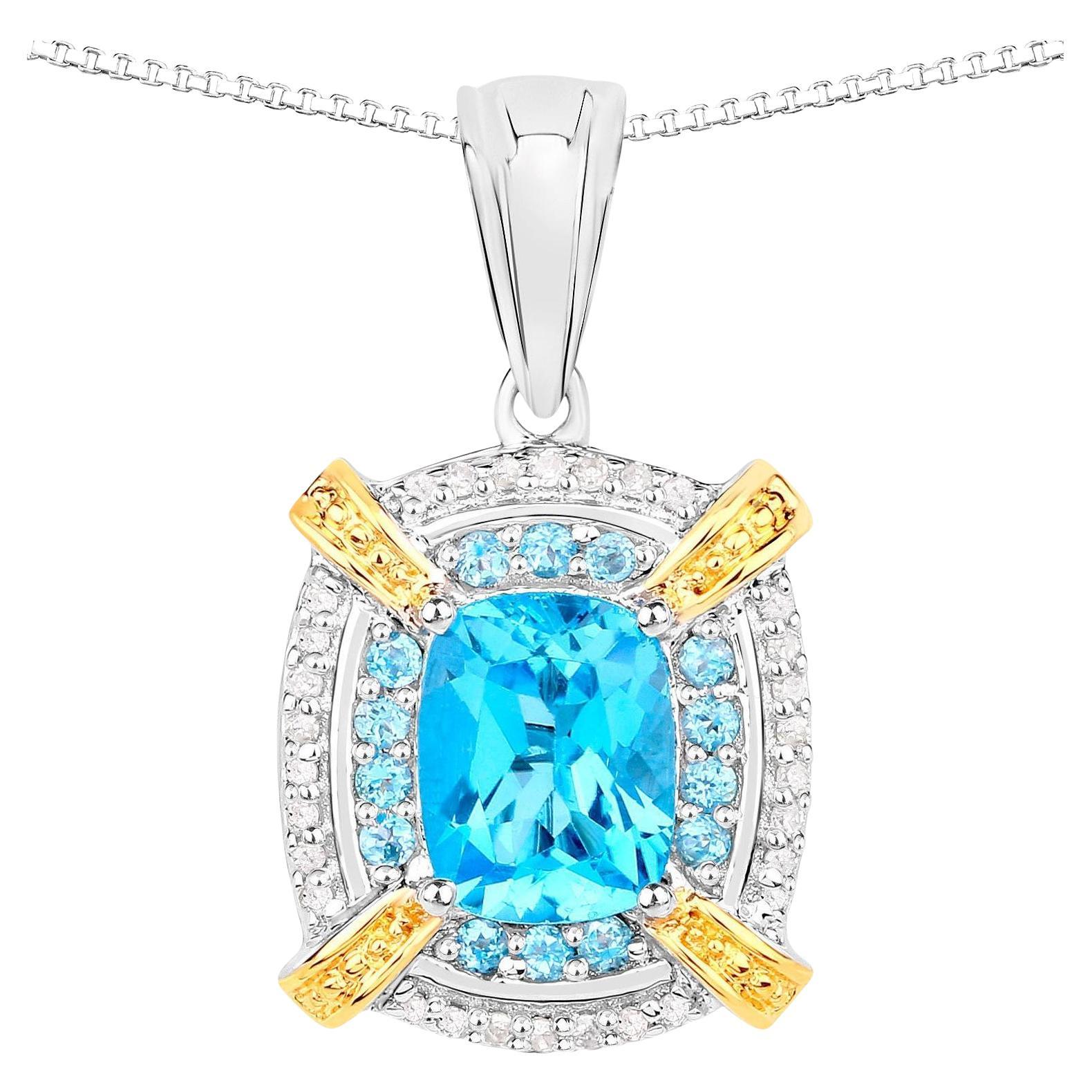 Collier pendentif en argent sterling suisse avec topaze bleue sertie de diamants de 3,85 carats en vente
