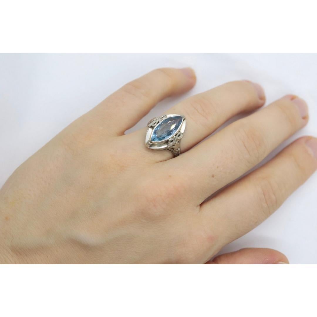 Swiss Blue Topaz Ring. 14k White Gold Filigree Design. Art Deco 1920 Era. In Good Condition For Sale In Port Charlotte, FL