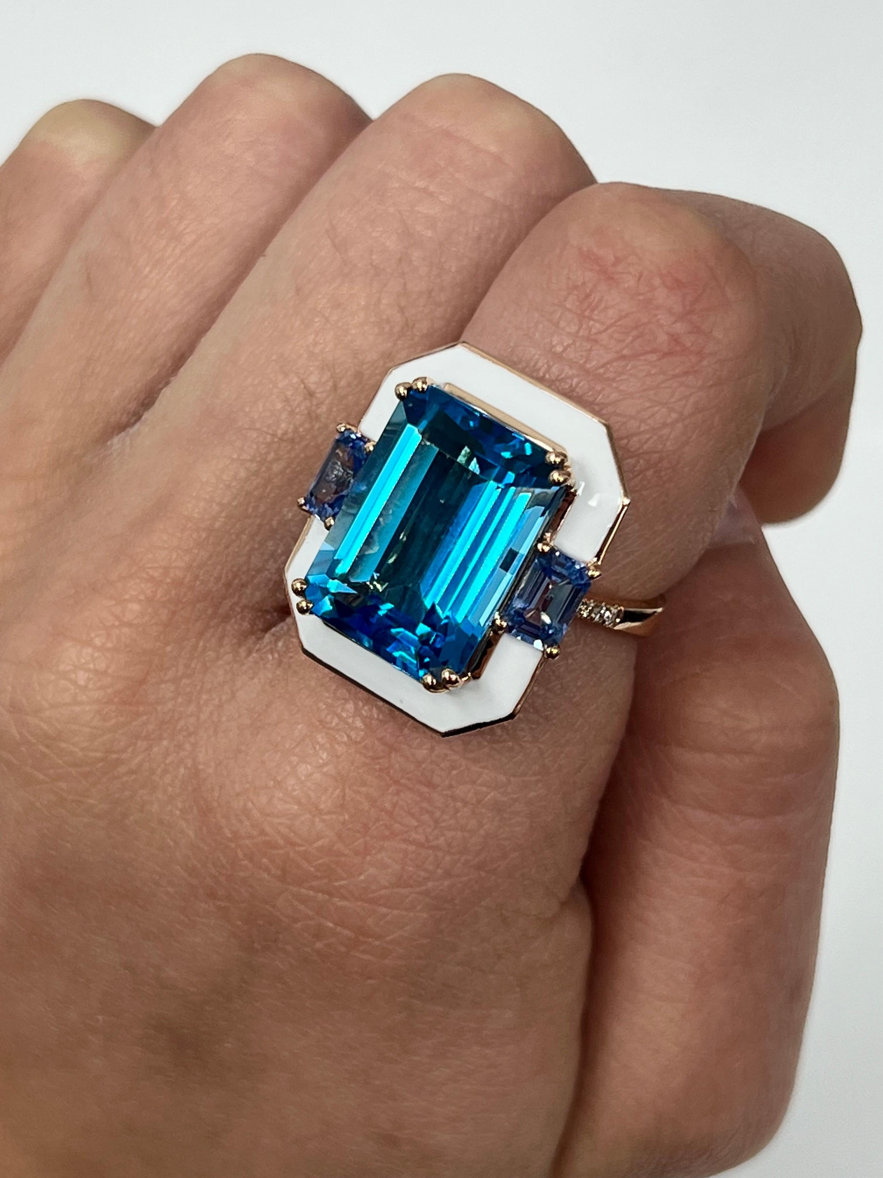 Diamantring aus Roségold mit blauem Schweizer Blautopas im Zustand „Neu“ im Angebot in Great Neck, NY