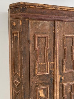 Armoire suisse:: patinée