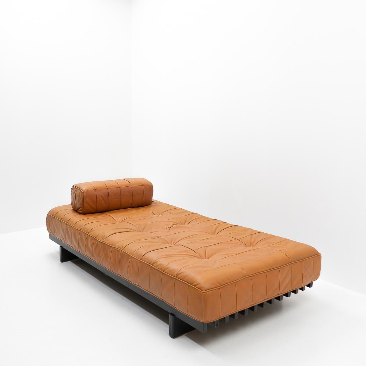 Late 20th Century Swiss Design Vintage De Sede DS-80 Daybed, 1980s For Sale