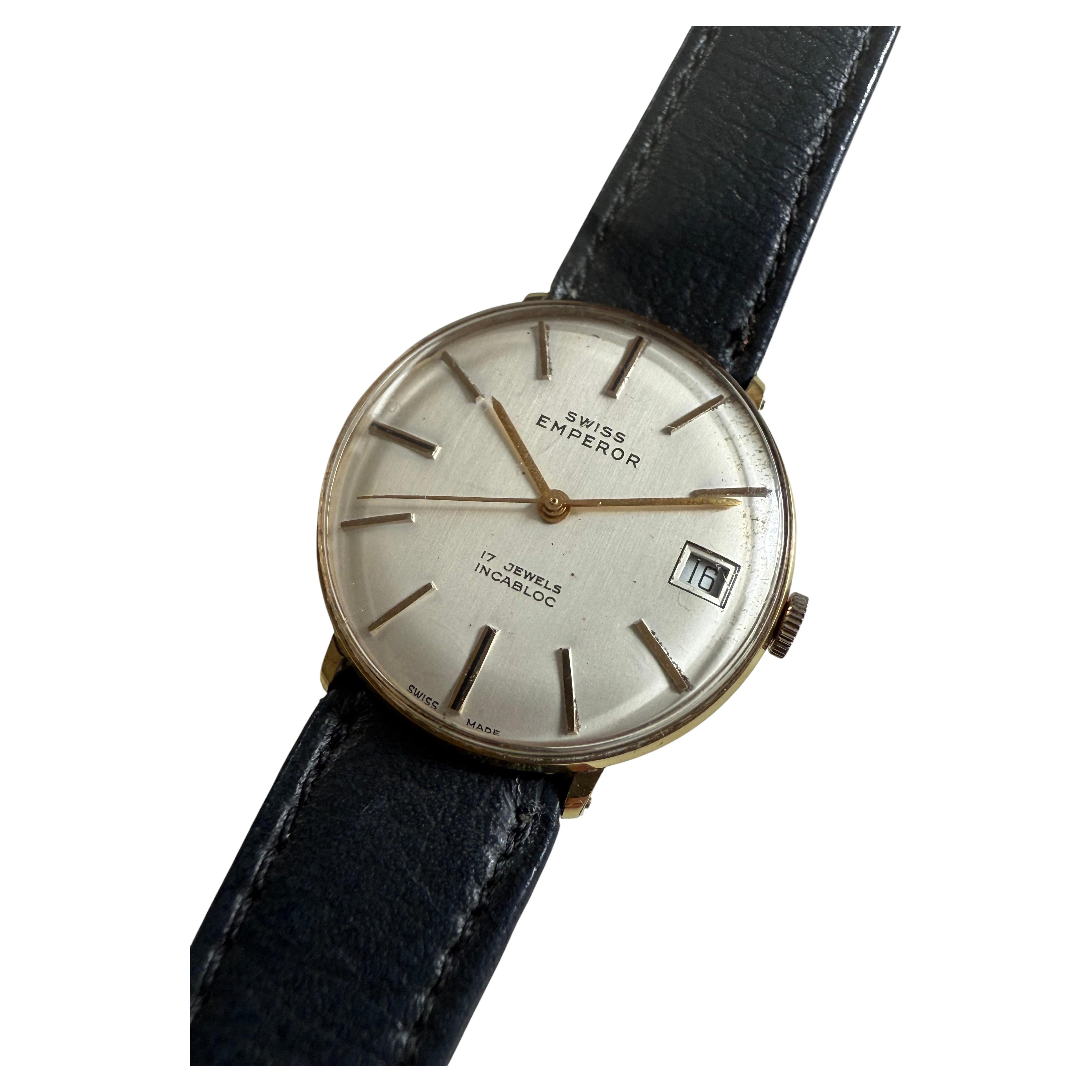 Swiss Emperor 17 bijoux inclobloc à remontage manuel, boîtier en acier doré de 33 mm, c1966