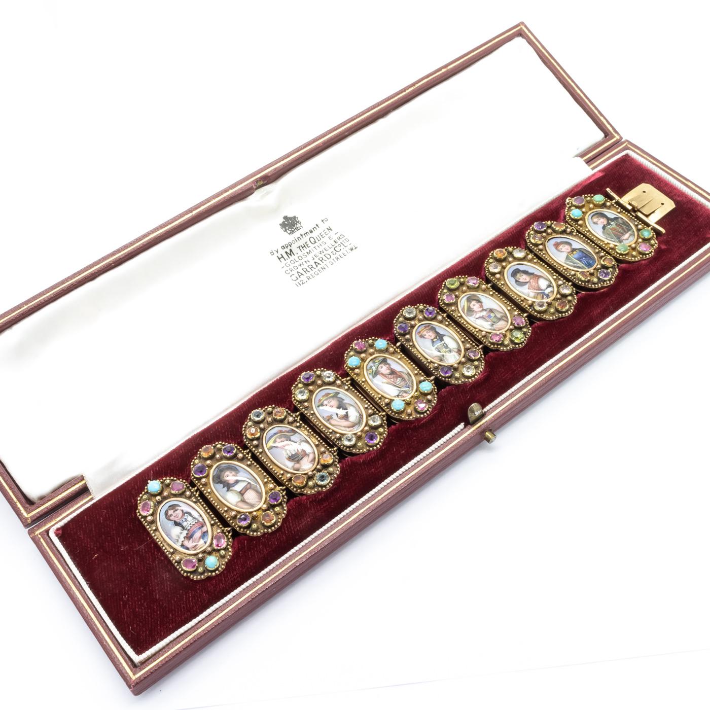 Bracelet des cantons suisses en émail, vers 1835 Bon état - En vente à London, GB